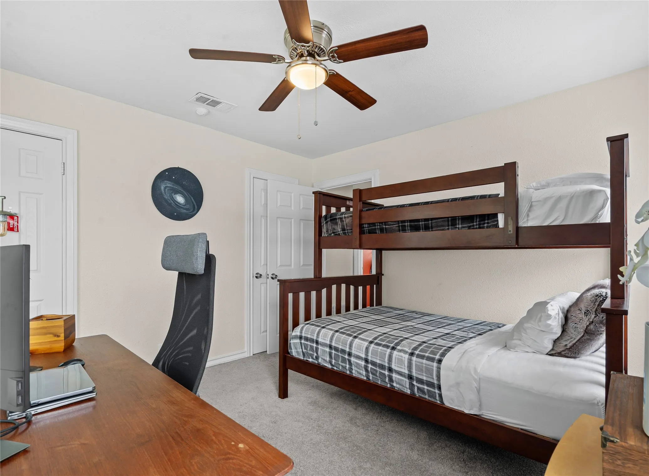 Single Family Residence For Sale in Tarrant County , 4204 Geddes Avenue, Fort Worth, Texas 76107, 3 Bedroom, 1 Bathroom, 2 Garage spaces, 1,416 Sqft, built in 1944, mls#21350101, Real Estate Agent in Fort Worth, Homes For Sale in Tarrant county, Homes For Sale in Fort Worth, Realtor in Fort Worth Texas, Real Estate Brokerage Independent Realty Texas, Luminita Cordes Realtor