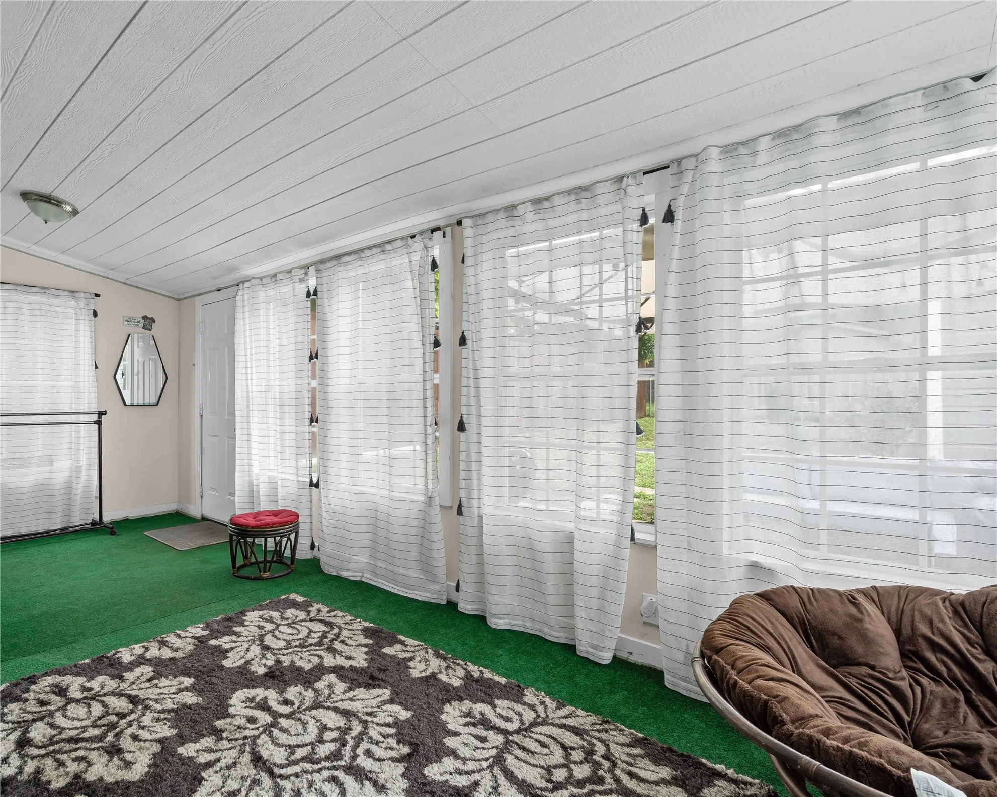 Single Family Residence For Sale in Tarrant County , 4204 Geddes Avenue, Fort Worth, Texas 76107, 3 Bedroom, 1 Bathroom, 2 Garage spaces, 1,416 Sqft, built in 1944, mls#21350101, Real Estate Agent in Fort Worth, Homes For Sale in Tarrant county, Homes For Sale in Fort Worth, Realtor in Fort Worth Texas, Real Estate Brokerage Independent Realty Texas, Luminita Cordes Realtor