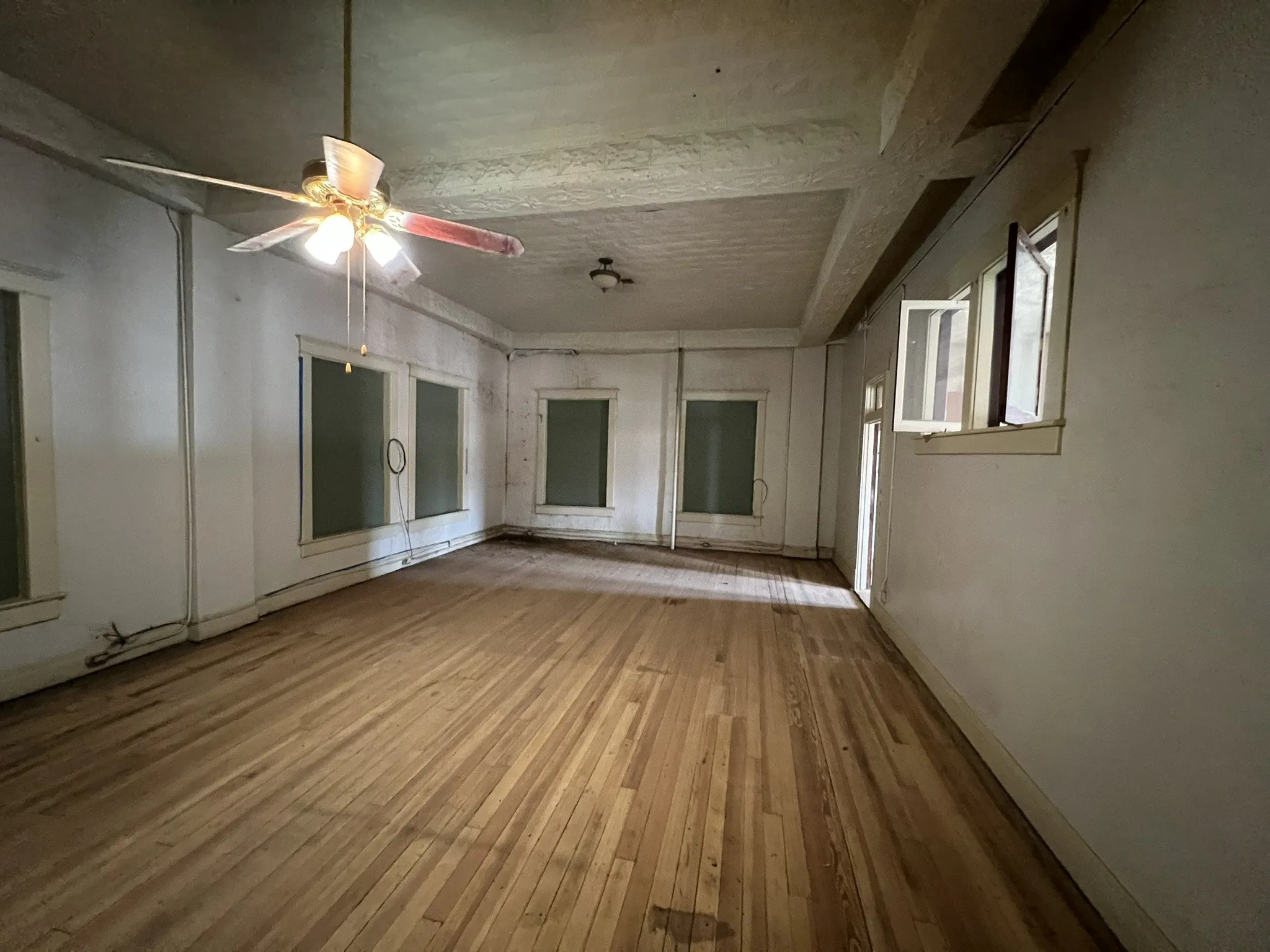 Retail For Sale in Childress County , 141 N Main Street, Childress, Texas 79201, 0, 0, Garage spaces, 0 Sqft, built in 1908, Price $485,000, mls#21350089, Real Estate Agent in Childress, Homes For Sale in Childress county, Homes For Sale in Childress, Realtor in Childress Texas, Real Estate Brokerage Independent Realty Texas, Luminita Cordes Realtor