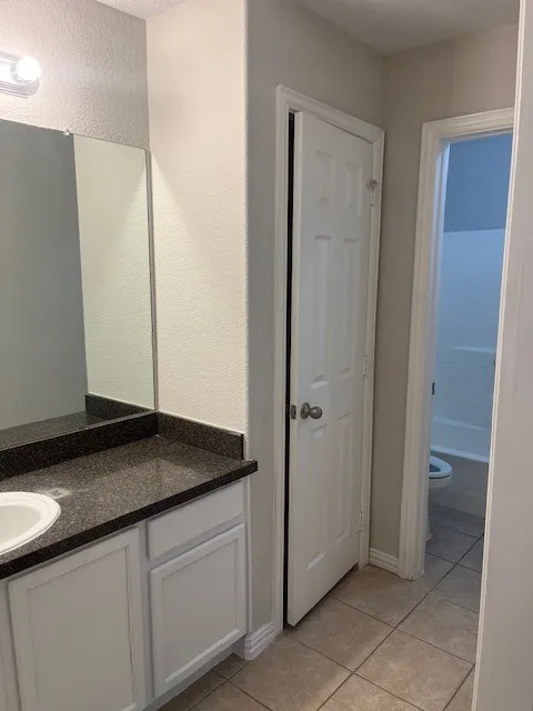 Single Family Residence For Rent in Dallas County , 811 Edd Road, Dallas, Texas 75253, 4 Bedroom, 2 Bathroom, 2 Garage spaces, 1,597 Sqft, built in 2005, mls#21349153, Real Estate Agent in Dallas, Homes For Rent in Dallas county, Homes For Rent in Dallas, Realtor in Dallas Texas, Real Estate Brokerage Independent Realty Texas, Luminita Cordes Realtor