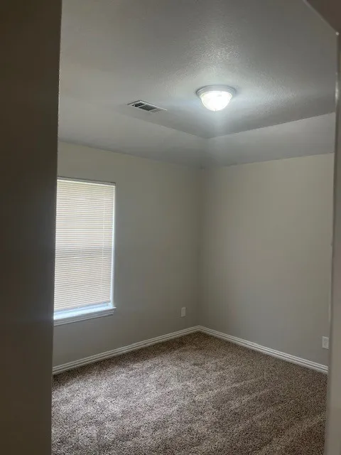 Single Family Residence For Rent in Dallas County , 811 Edd Road, Dallas, Texas 75253, 4 Bedroom, 2 Bathroom, 2 Garage spaces, 1,597 Sqft, built in 2005, mls#21349153, Real Estate Agent in Dallas, Homes For Rent in Dallas county, Homes For Rent in Dallas, Realtor in Dallas Texas, Real Estate Brokerage Independent Realty Texas, Luminita Cordes Realtor