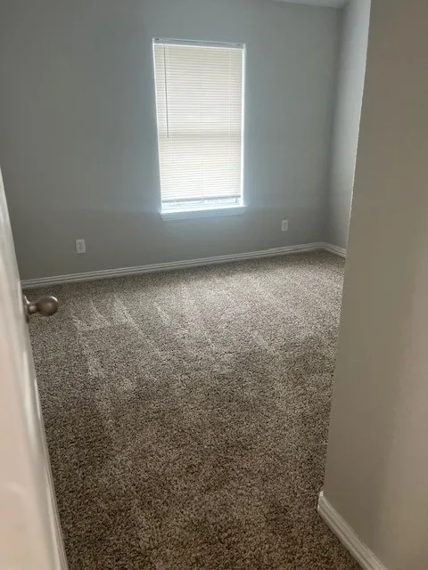 Single Family Residence For Rent in Dallas County , 811 Edd Road, Dallas, Texas 75253, 4 Bedroom, 2 Bathroom, 2 Garage spaces, 1,597 Sqft, built in 2005, mls#21349153, Real Estate Agent in Dallas, Homes For Rent in Dallas county, Homes For Rent in Dallas, Realtor in Dallas Texas, Real Estate Brokerage Independent Realty Texas, Luminita Cordes Realtor