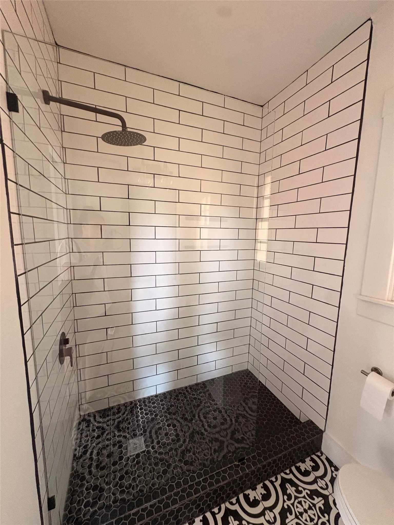 Single Family Residence For Rent in Mc Lennan County , 2626 Morrow Avenue, Waco, Texas 76707, 3 Bedroom, 2 Bathroom, 2 Garage spaces, 1,576 Sqft, built in 1928, mls#21350056, Real Estate Agent in Waco, Homes For Rent in Mc Lennan county, Homes For Rent in Waco, Realtor in Waco Texas, Real Estate Brokerage Independent Realty Texas, Luminita Cordes Realtor