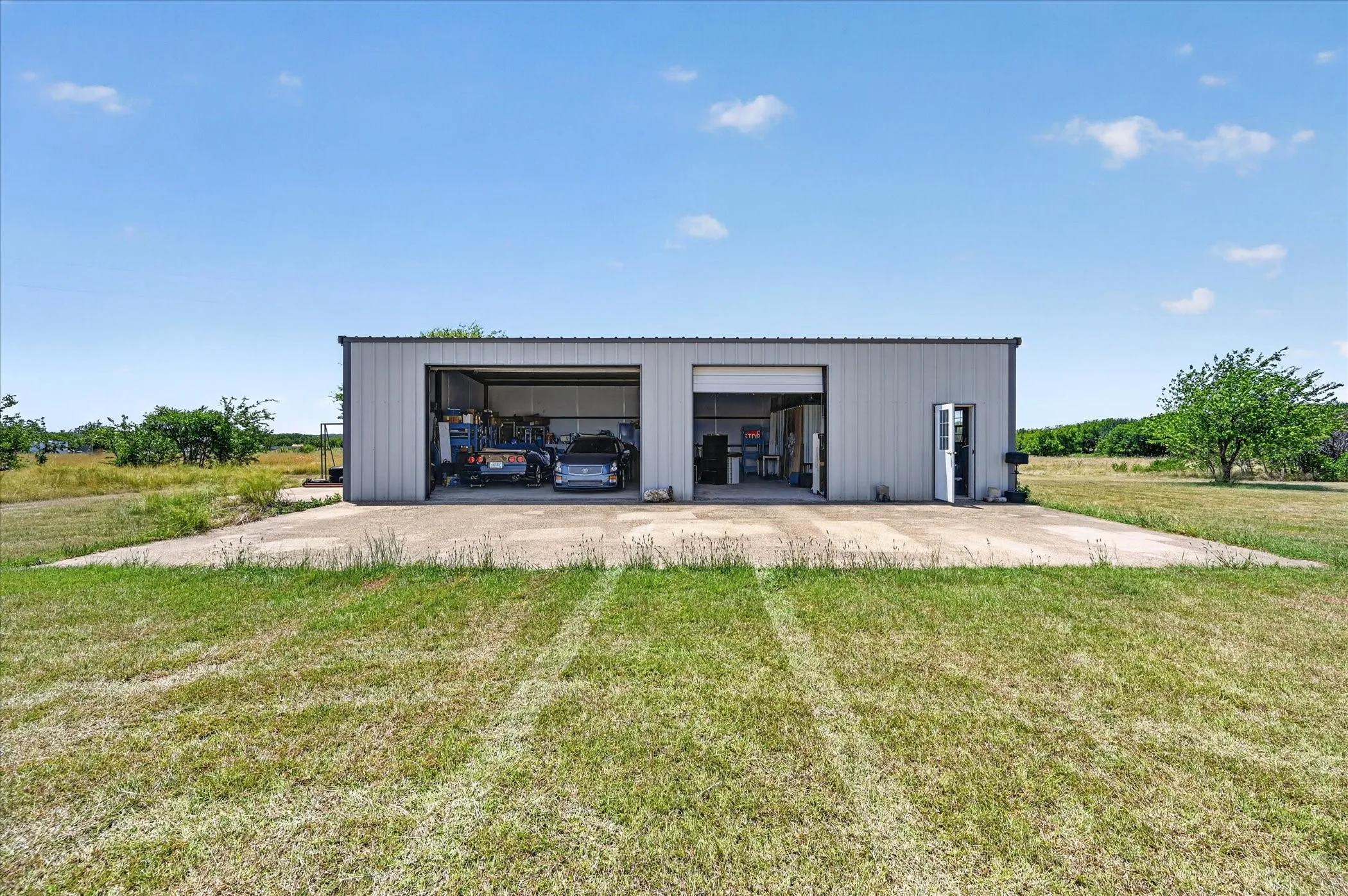 Improved Land For Sale in Ellis County , 1489 Lone Elm Road, Waxahachie, Texas 75167, 0, 0, Garage spaces, 0 Sqft, built in 2005, mls#21348600, Real Estate Agent in Waxahachie, Homes For Sale in Ellis county, Homes For Sale in Waxahachie, Realtor in Waxahachie Texas, Real Estate Brokerage Independent Realty Texas, Luminita Cordes Realtor