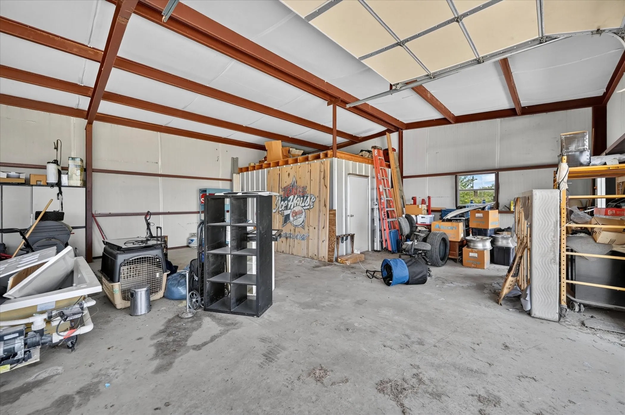 Improved Land For Sale in Ellis County , 1489 Lone Elm Road, Waxahachie, Texas 75167, 0, 0, Garage spaces, 0 Sqft, built in 2005, mls#21348600, Real Estate Agent in Waxahachie, Homes For Sale in Ellis county, Homes For Sale in Waxahachie, Realtor in Waxahachie Texas, Real Estate Brokerage Independent Realty Texas, Luminita Cordes Realtor