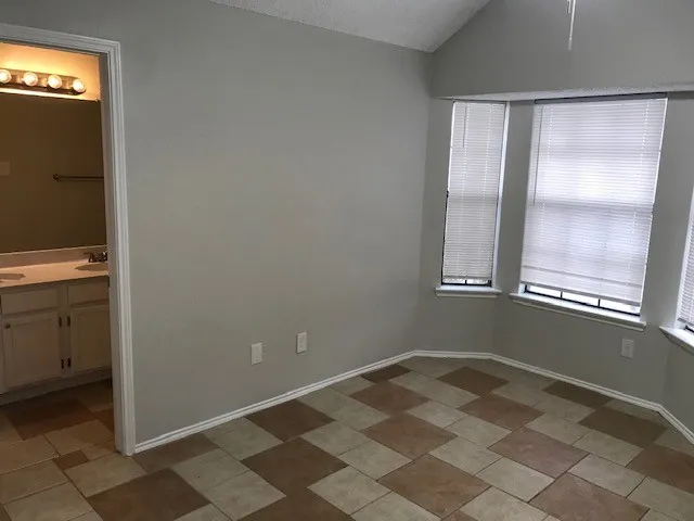 Single Family Residence For Rent in Dallas County , 1724 Wheatfield Drive, Mesquite, Texas 75149, 3 Bedroom, 2 Bathroom, 2 Garage spaces, 1,145 Sqft, built in 1985, mls#21342702, Real Estate Agent in Mesquite, Homes For Rent in Dallas county, Homes For Rent in Mesquite, Realtor in Mesquite Texas, Real Estate Brokerage Independent Realty Texas, Luminita Cordes Realtor
