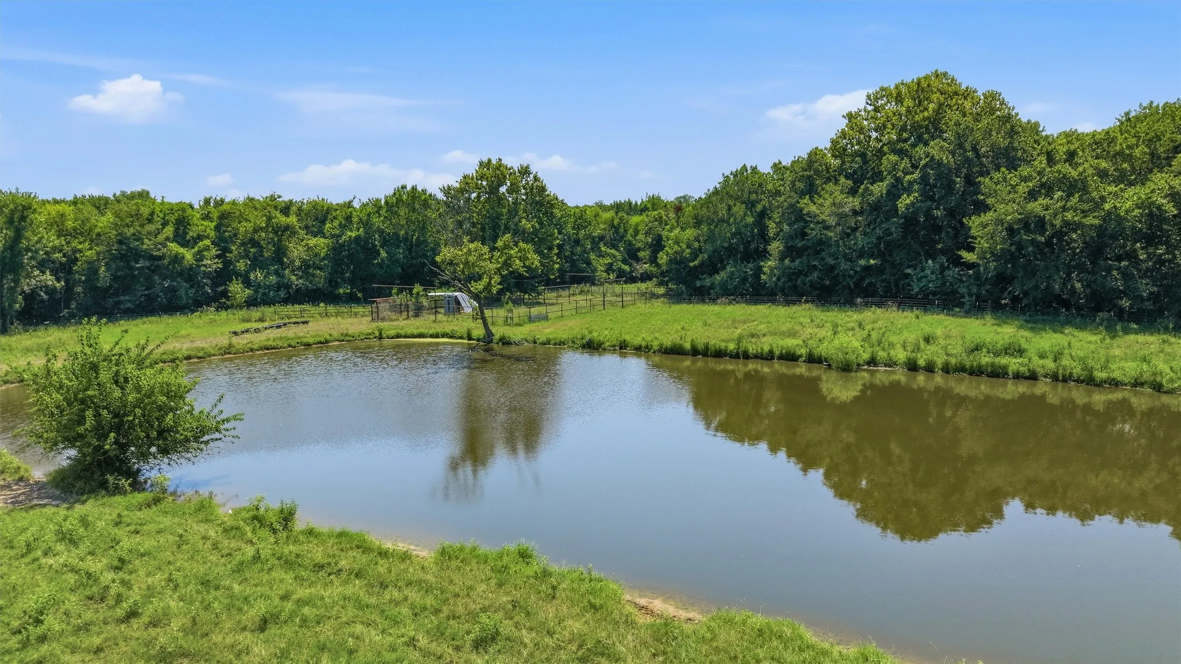 Ranch For Sale in Grayson County , 000 Oak Ridge Road, Denison, Texas 75021, 0, 0, Garage spaces, 0 Sqft, built in 0, mls#21348687, Real Estate Agent in Denison, Homes For Sale in Grayson county, Homes For Sale in Denison, Realtor in Denison Texas, Real Estate Brokerage Independent Realty Texas, Luminita Cordes Realtor