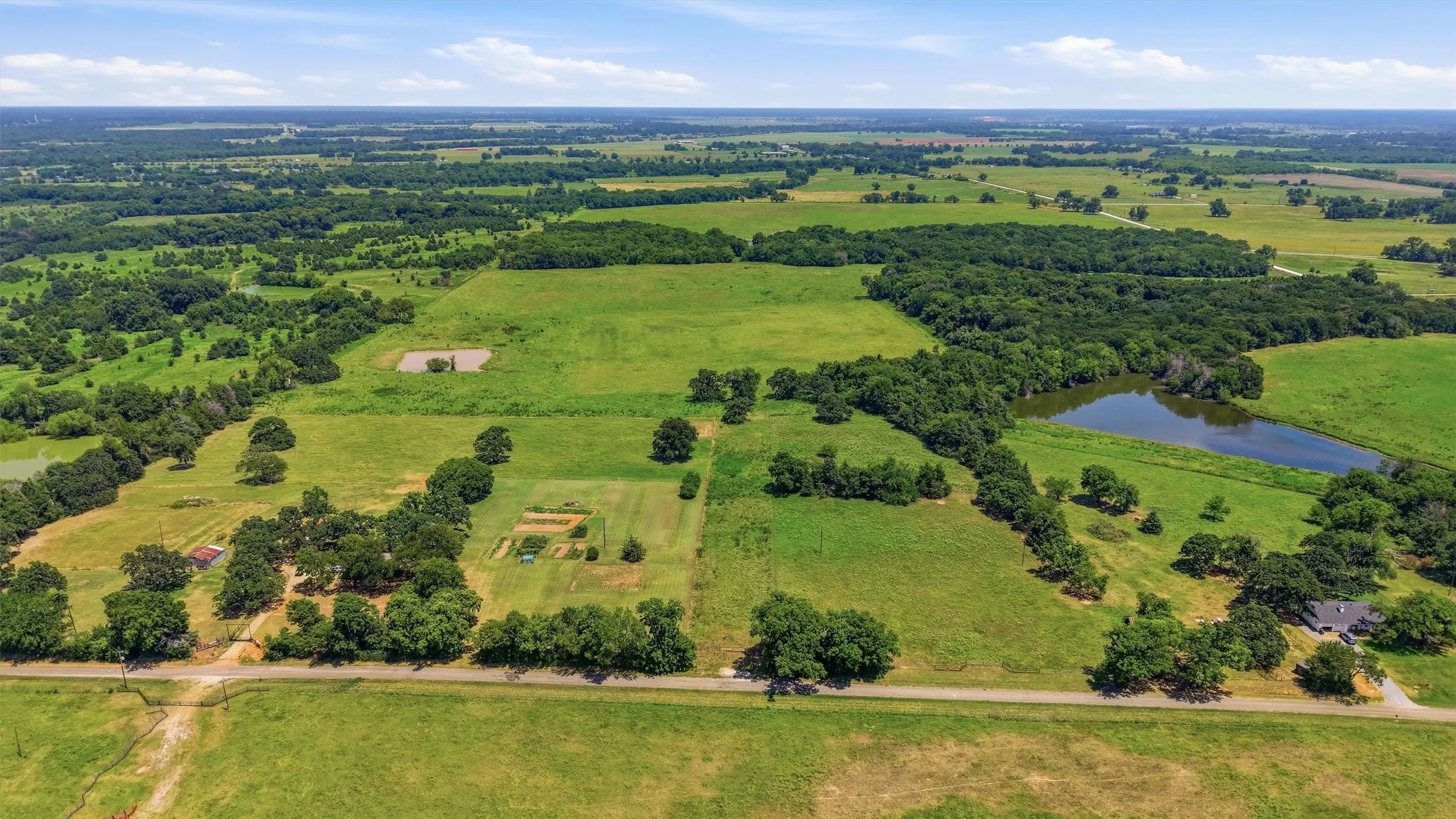 Ranch For Sale in Grayson County , 000 Oak Ridge Road, Denison, Texas 75021, 0, 0, Garage spaces, 0 Sqft, built in 0, mls#21348687, Real Estate Agent in Denison, Homes For Sale in Grayson county, Homes For Sale in Denison, Realtor in Denison Texas, Real Estate Brokerage Independent Realty Texas, Luminita Cordes Realtor