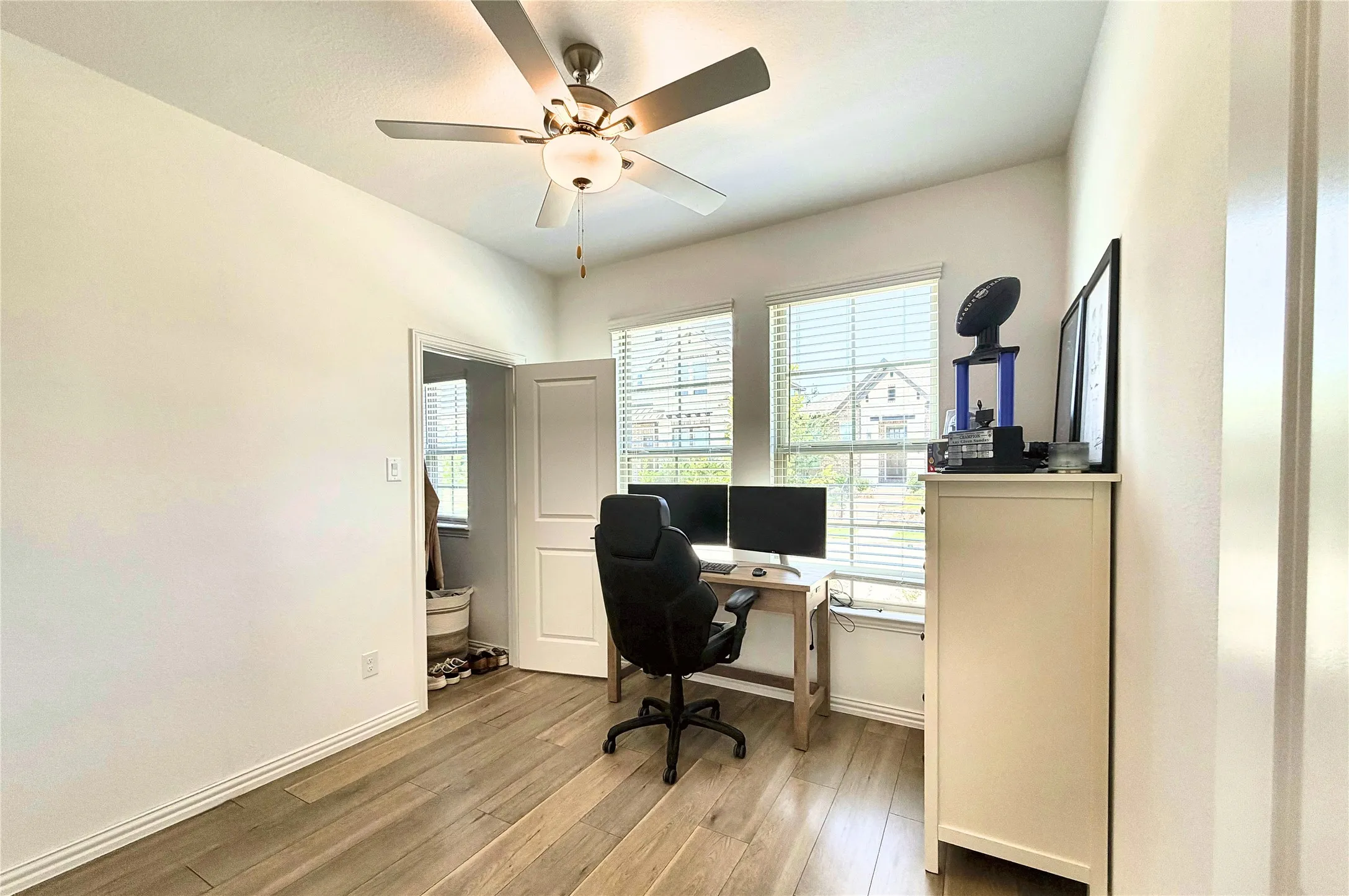 Single Family Residence For Sale in Dallas County , 1314 Broadview Drive, Garland, Texas 75042, 3 Bedroom, 2 Bathroom, 2 Garage spaces, 1,723 Sqft, built in 2023, mls#21350127, Real Estate Agent in Garland, Homes For Sale in Dallas county, Homes For Sale in Garland, Realtor in Garland Texas, Real Estate Brokerage Independent Realty Texas, Luminita Cordes Realtor