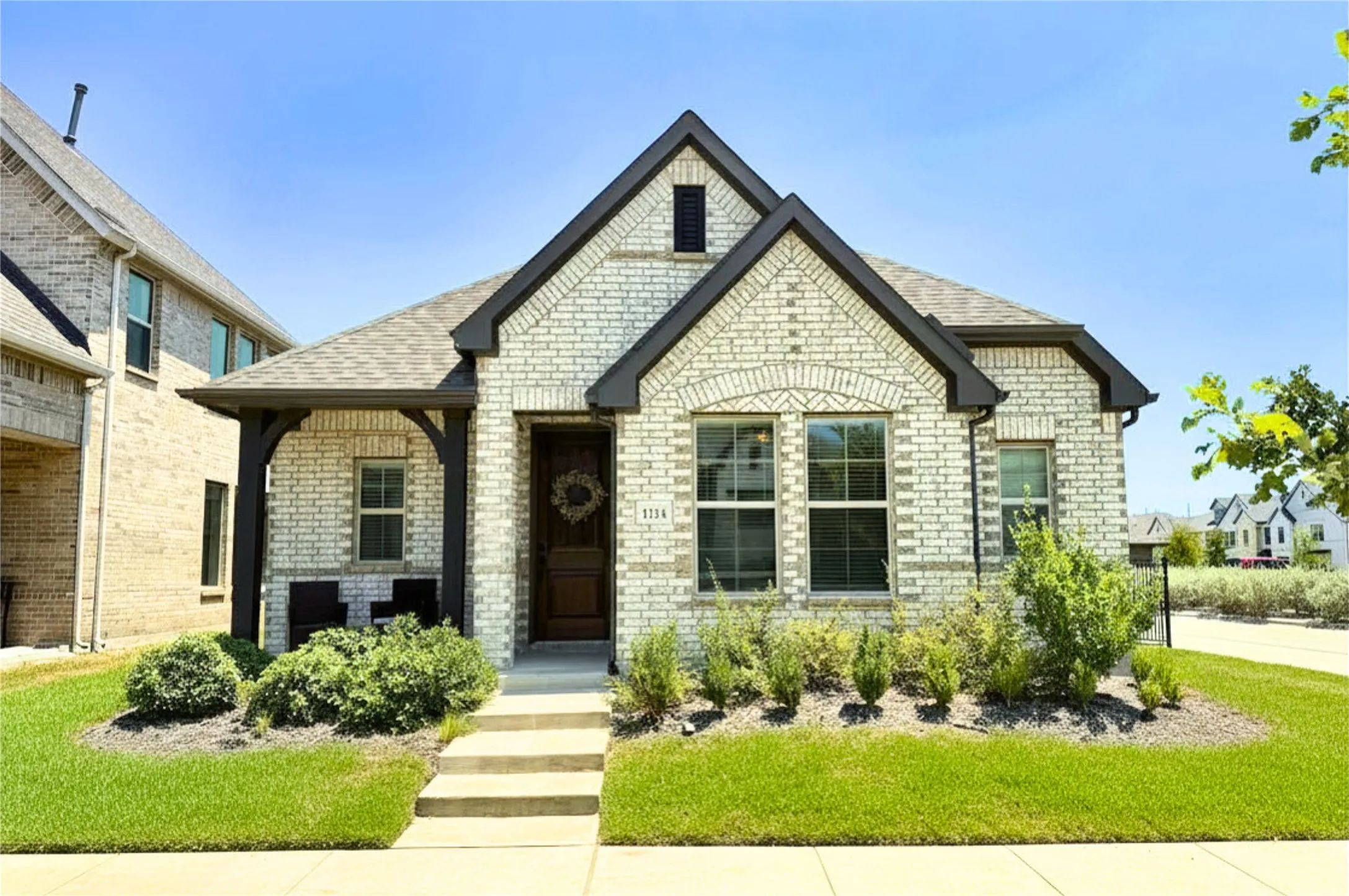 Single Family Residence For Sale in Dallas County , 1314 Broadview Drive, Garland, Texas 75042, 3 Bedroom, 2 Bathroom, 2 Garage spaces, 1,723 Sqft, built in 2023, mls#21350127, Real Estate Agent in Garland, Homes For Sale in Dallas county, Homes For Sale in Garland, Realtor in Garland Texas, Real Estate Brokerage Independent Realty Texas, Luminita Cordes Realtor