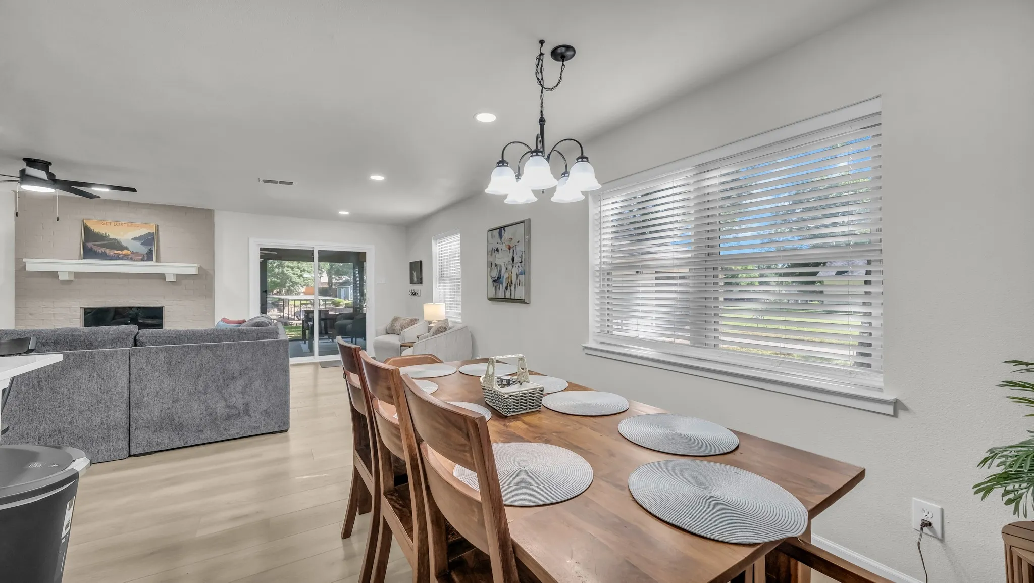 Seating for 8 at the dining table, 4 barstools and plenty more in the screened in porch area... a favorite!