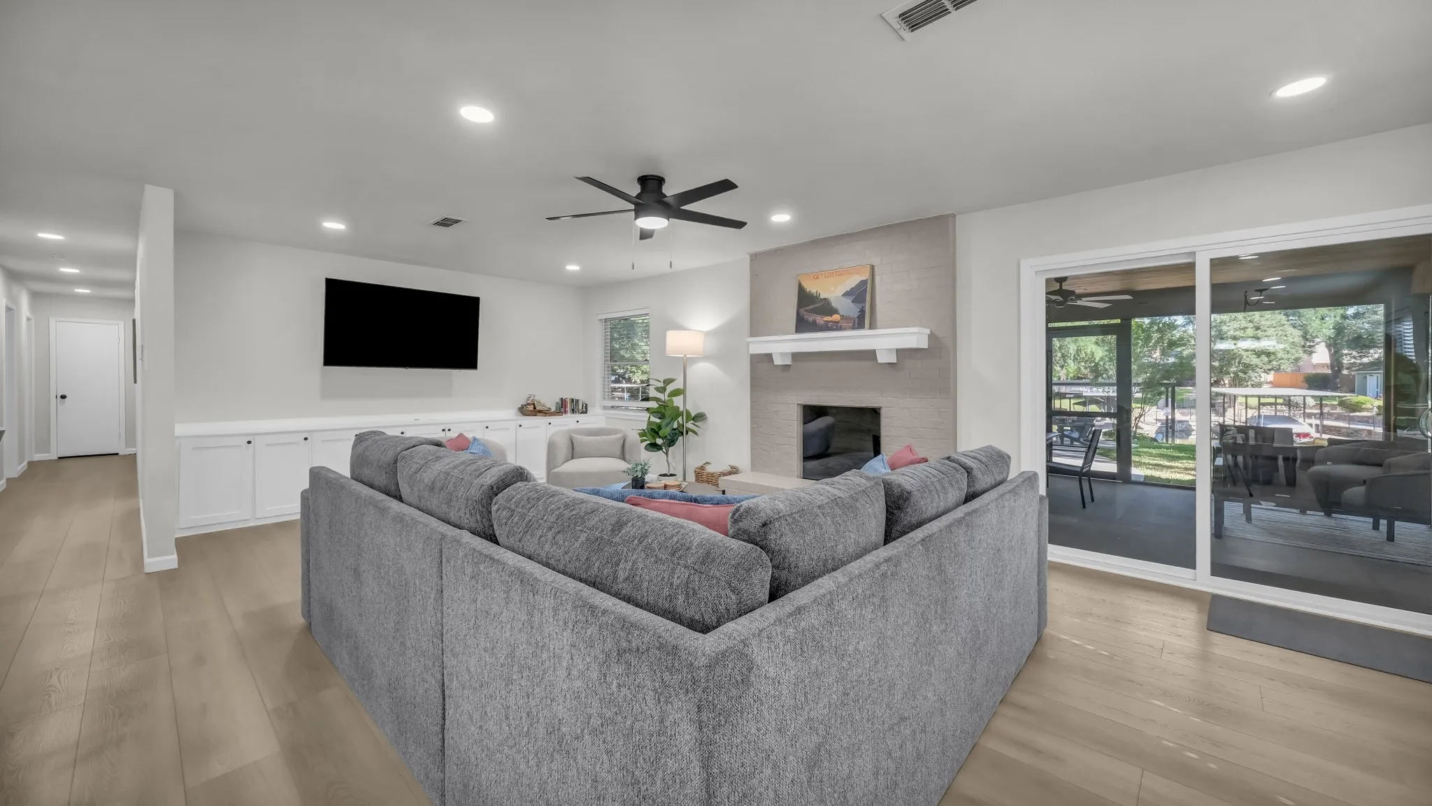 Plenty of room and spaces for your entire group to spread out and stay a while!