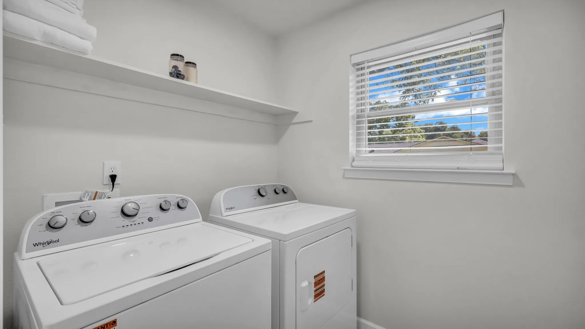 Full size washer and dryer with starter pods and dryer sheets provided