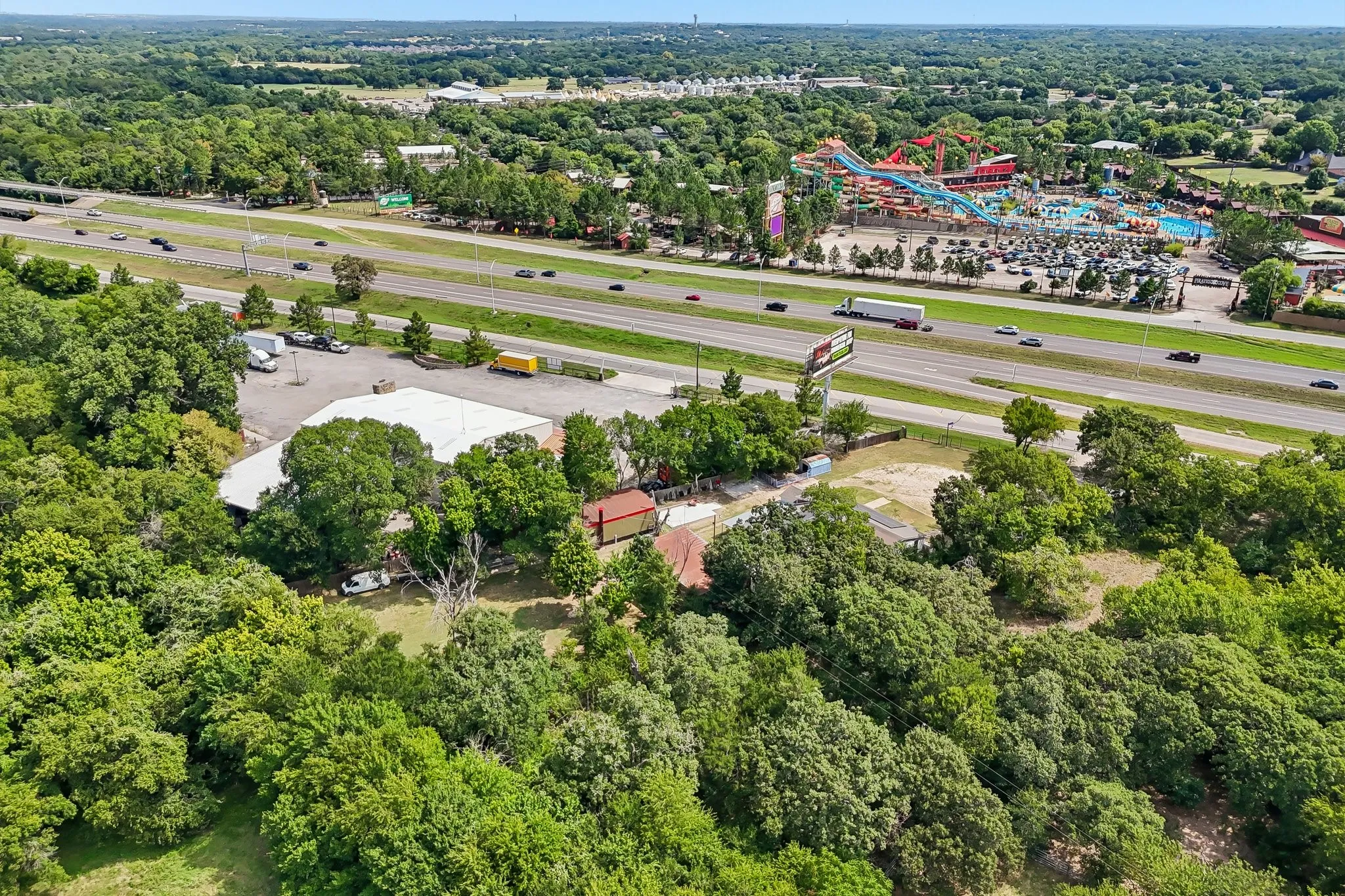Single Family Residence For Sale in Johnson County , 2450 S Burleson Boulevard, Burleson, Texas 76028, 5 Bedroom, 3 Bathroom, 8 Garage spaces, 2,976 Sqft, built in 1940, mls#21349334, Real Estate Agent in Burleson, Homes For Sale in Johnson county, Homes For Sale in Burleson, Realtor in Burleson Texas, Real Estate Brokerage Independent Realty Texas, Luminita Cordes Realtor