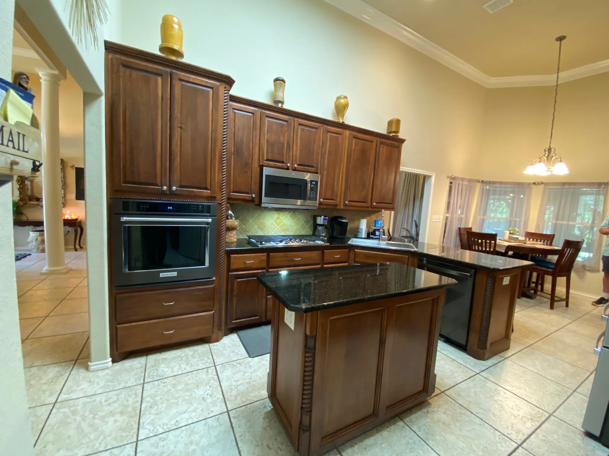 Single Family Residence For Sale in Mc Lennan County , 210 Ranchgate Trail, Waco, Texas 76657, 4 Bedroom, 3 Bathroom, 2 Garage spaces, 2,723 Sqft, built in 2003, mls#21348084, Real Estate Agent in Waco, Homes For Sale in Mc Lennan county, Homes For Sale in Waco, Realtor in Waco Texas, Real Estate Brokerage Independent Realty Texas, Luminita Cordes Realtor