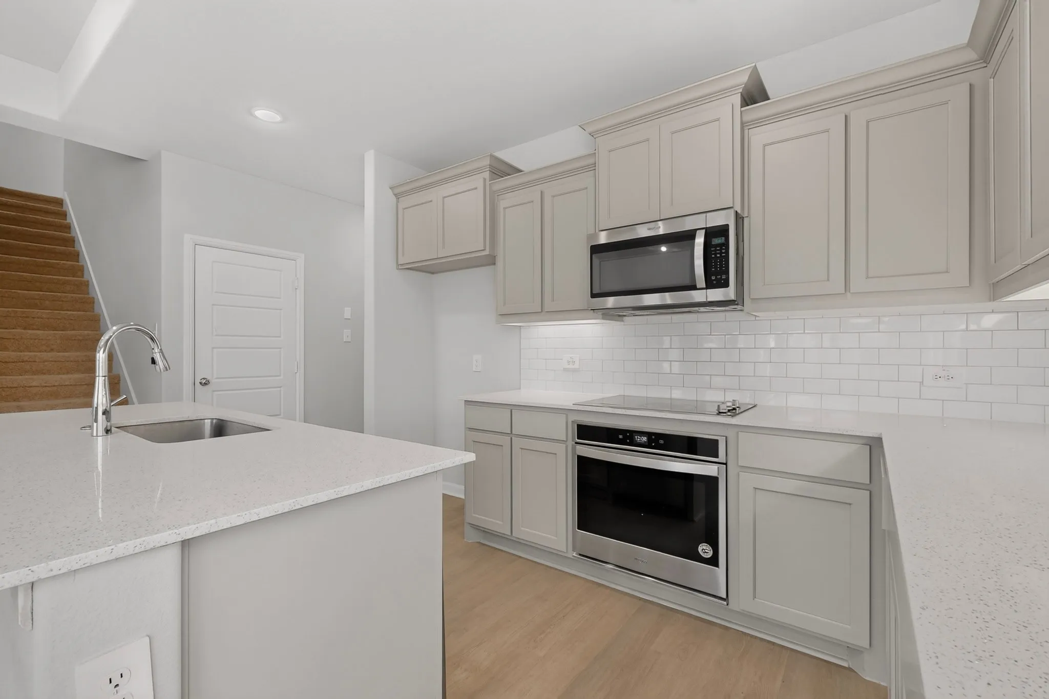 Single Family Residence For Sale in Ellis County , 136 Camp Fire Drive, Waxahachie, Texas 75165, 4 Bedroom, 3 Bathroom, 2 Garage spaces, 2,367 Sqft, built in 2021, mls#21350173, Real Estate Agent in Waxahachie, Homes For Sale in Ellis county, Homes For Sale in Waxahachie, Realtor in Waxahachie Texas, Real Estate Brokerage Independent Realty Texas, Luminita Cordes Realtor