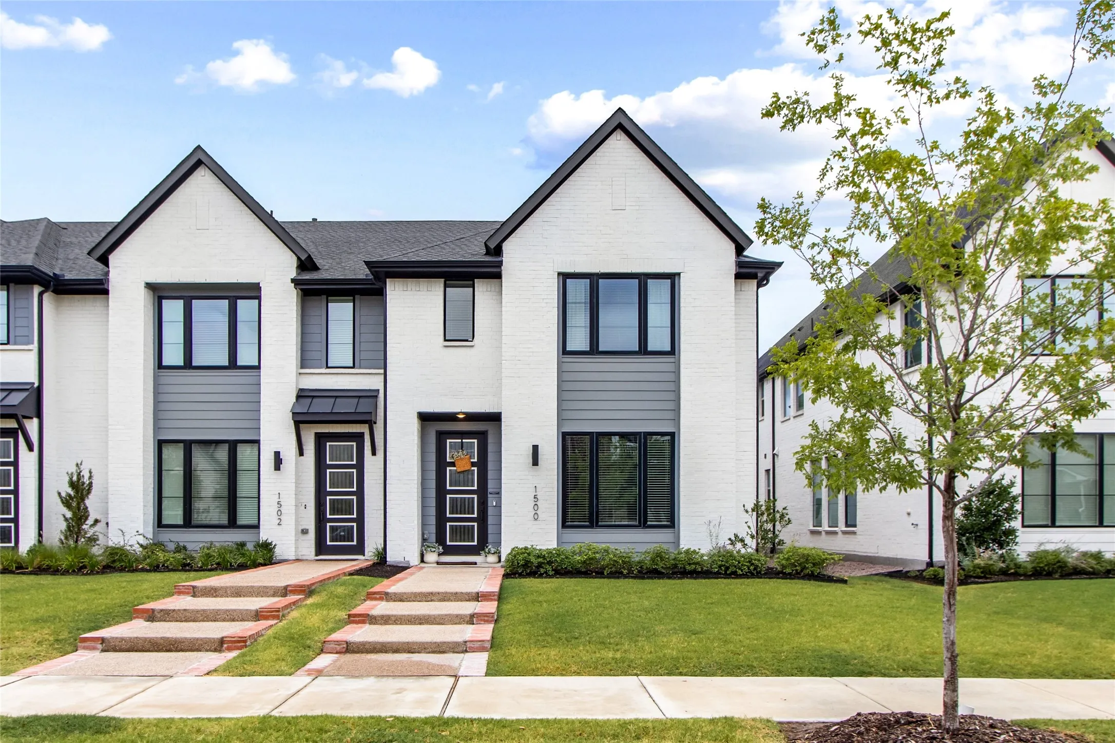 Townhouse For Sale in Tarrant County , 1500 Birds Fort Trail, Arlington, Texas 76005, 3 Bedrooms, 3 Bathrooms, 2 Garage spaces, 2,072 Sqft, built in 2024, Price $479,900, mls#21350074, Real Estate Agent in Arlington, Homes For Sale in Tarrant county, Homes For Sale in Arlington, Realtor in Arlington Texas, Real Estate Brokerage Independent Realty Texas, Luminita Cordes Realtor