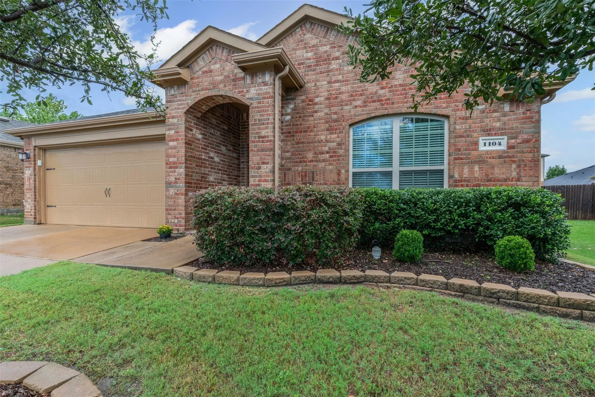 Single Family Residence For Sale in Collin County , 1104 Ruby Court, Princeton, Texas 75407, 4 Bedroom, 2 Bathroom, 2 Garage spaces, 1,587 Sqft, built in 2017, mls#21350163, Real Estate Agent in Princeton, Homes For Sale in Collin county, Homes For Sale in Princeton, Realtor in Princeton Texas, Real Estate Brokerage Independent Realty Texas, Luminita Cordes Realtor
