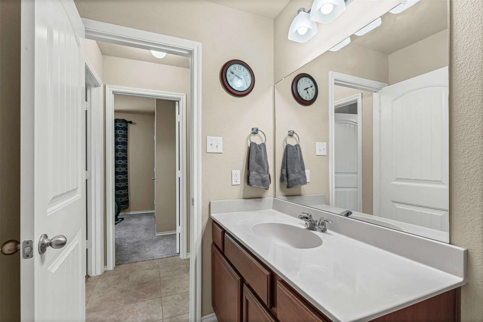 Single Family Residence For Sale in Collin County , 1104 Ruby Court, Princeton, Texas 75407, 4 Bedroom, 2 Bathroom, 2 Garage spaces, 1,587 Sqft, built in 2017, mls#21350163, Real Estate Agent in Princeton, Homes For Sale in Collin county, Homes For Sale in Princeton, Realtor in Princeton Texas, Real Estate Brokerage Independent Realty Texas, Luminita Cordes Realtor