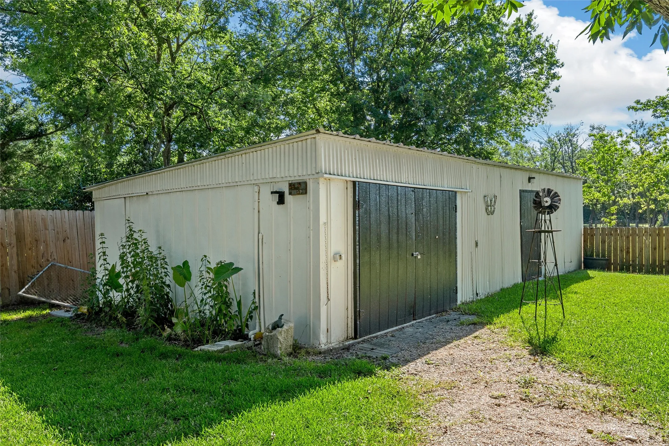 Single Family Residence For Sale in Bell County , 3609 Dogwood Lane, Temple, Texas 76502, 3 Bedroom, 2 Bathroom, 2 Garage spaces, 1,967 Sqft, built in 1971, mls#21349441, Real Estate Agent in Temple, Homes For Sale in Bell county, Homes For Sale in Temple, Realtor in Temple Texas, Real Estate Brokerage Independent Realty Texas, Luminita Cordes Realtor