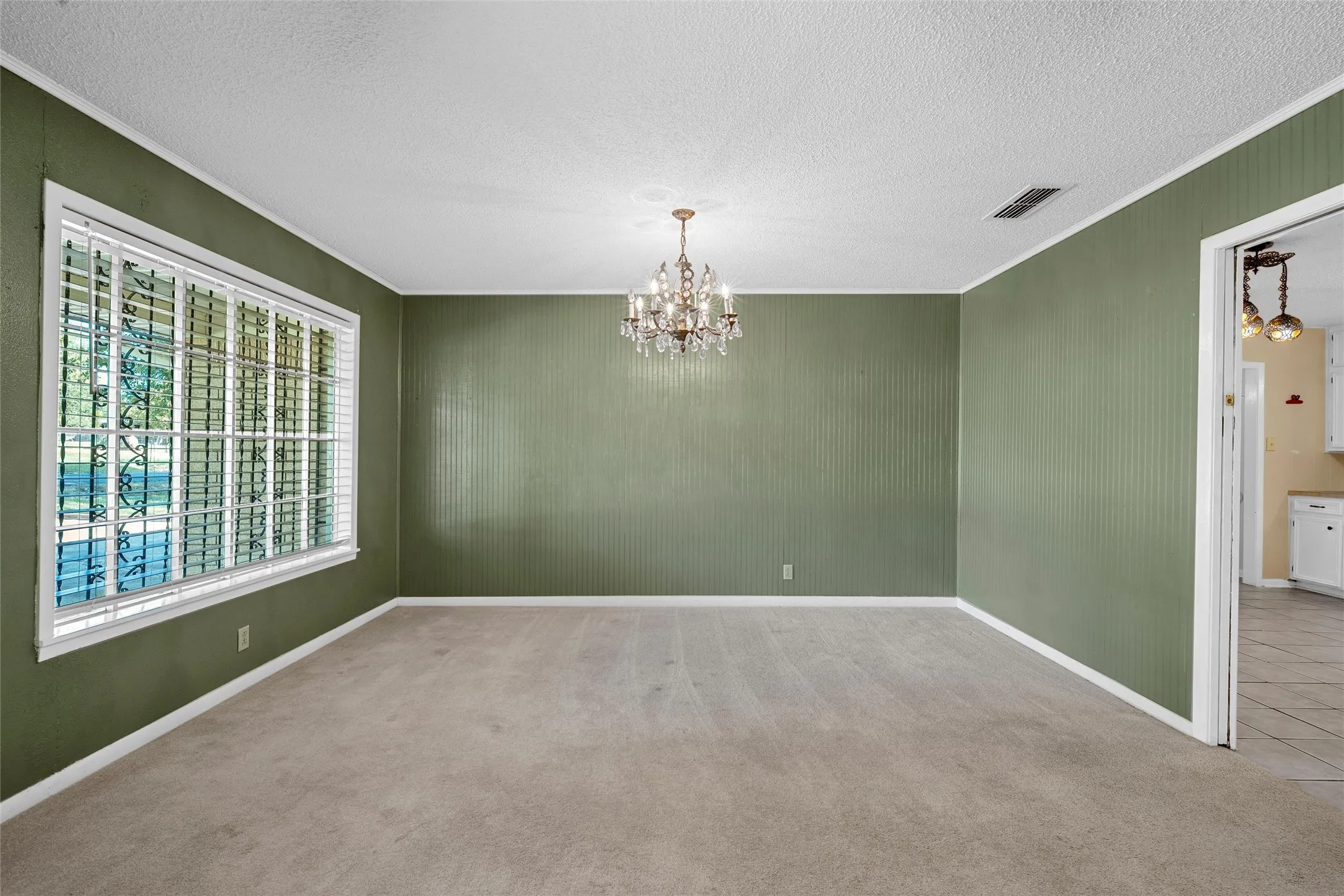 Single Family Residence For Sale in Bell County , 3609 Dogwood Lane, Temple, Texas 76502, 3 Bedroom, 2 Bathroom, 2 Garage spaces, 1,967 Sqft, built in 1971, mls#21349441, Real Estate Agent in Temple, Homes For Sale in Bell county, Homes For Sale in Temple, Realtor in Temple Texas, Real Estate Brokerage Independent Realty Texas, Luminita Cordes Realtor