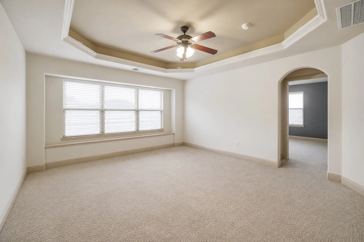 Single Family Residence For Rent in Tarrant County , 2933 Softwood Circle, Fort Worth, Texas 76244, 4 Bedroom, 3 Bathroom, 2 Garage spaces, 3,100 Sqft, built in 2009, mls#21349996, Real Estate Agent in Fort Worth, Homes For Rent in Tarrant county, Homes For Rent in Fort Worth, Realtor in Fort Worth Texas, Real Estate Brokerage Independent Realty Texas, Luminita Cordes Realtor