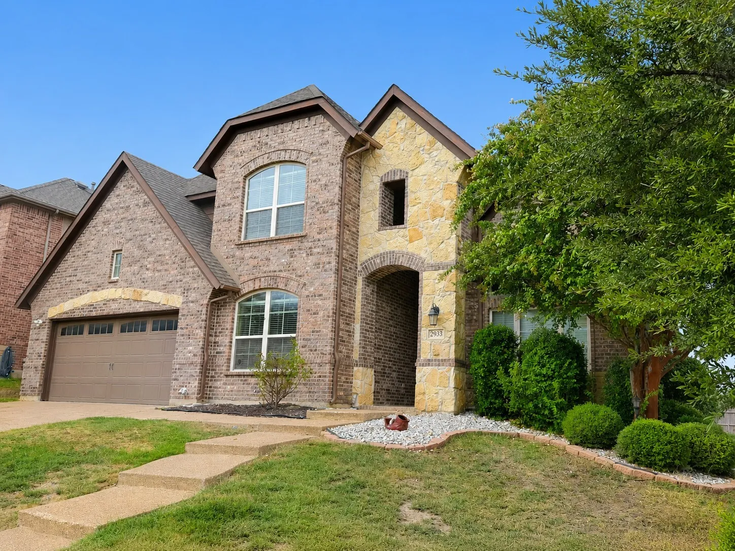 Single Family Residence For Rent in Tarrant County , 2933 Softwood Circle, Fort Worth, Texas 76244, 4 Bedroom, 3 Bathroom, 2 Garage spaces, 3,100 Sqft, built in 2009, mls#21349996, Real Estate Agent in Fort Worth, Homes For Rent in Tarrant county, Homes For Rent in Fort Worth, Realtor in Fort Worth Texas, Real Estate Brokerage Independent Realty Texas, Luminita Cordes Realtor