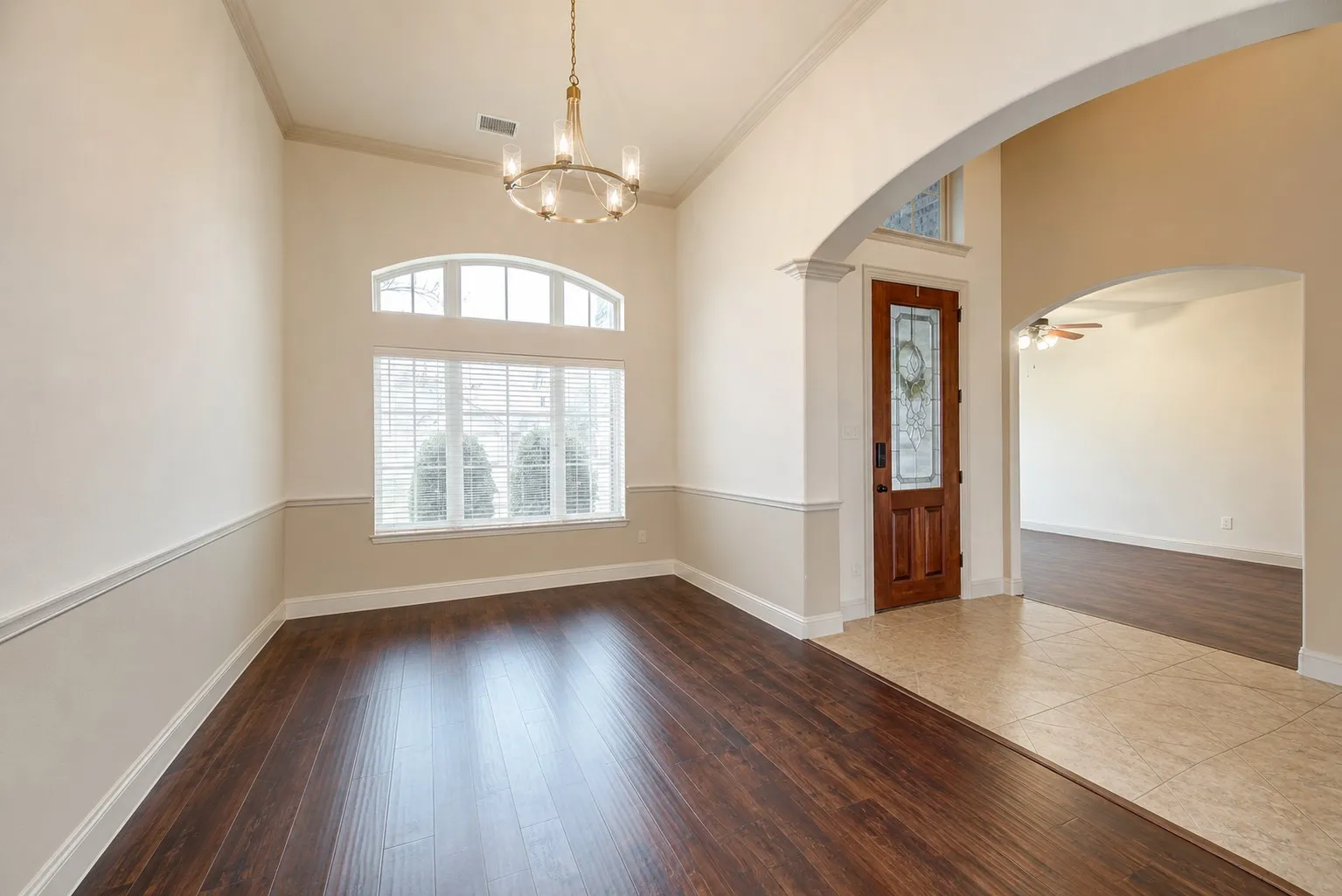 Single Family Residence For Rent in Tarrant County , 2933 Softwood Circle, Fort Worth, Texas 76244, 4 Bedroom, 3 Bathroom, 2 Garage spaces, 3,100 Sqft, built in 2009, mls#21349996, Real Estate Agent in Fort Worth, Homes For Rent in Tarrant county, Homes For Rent in Fort Worth, Realtor in Fort Worth Texas, Real Estate Brokerage Independent Realty Texas, Luminita Cordes Realtor