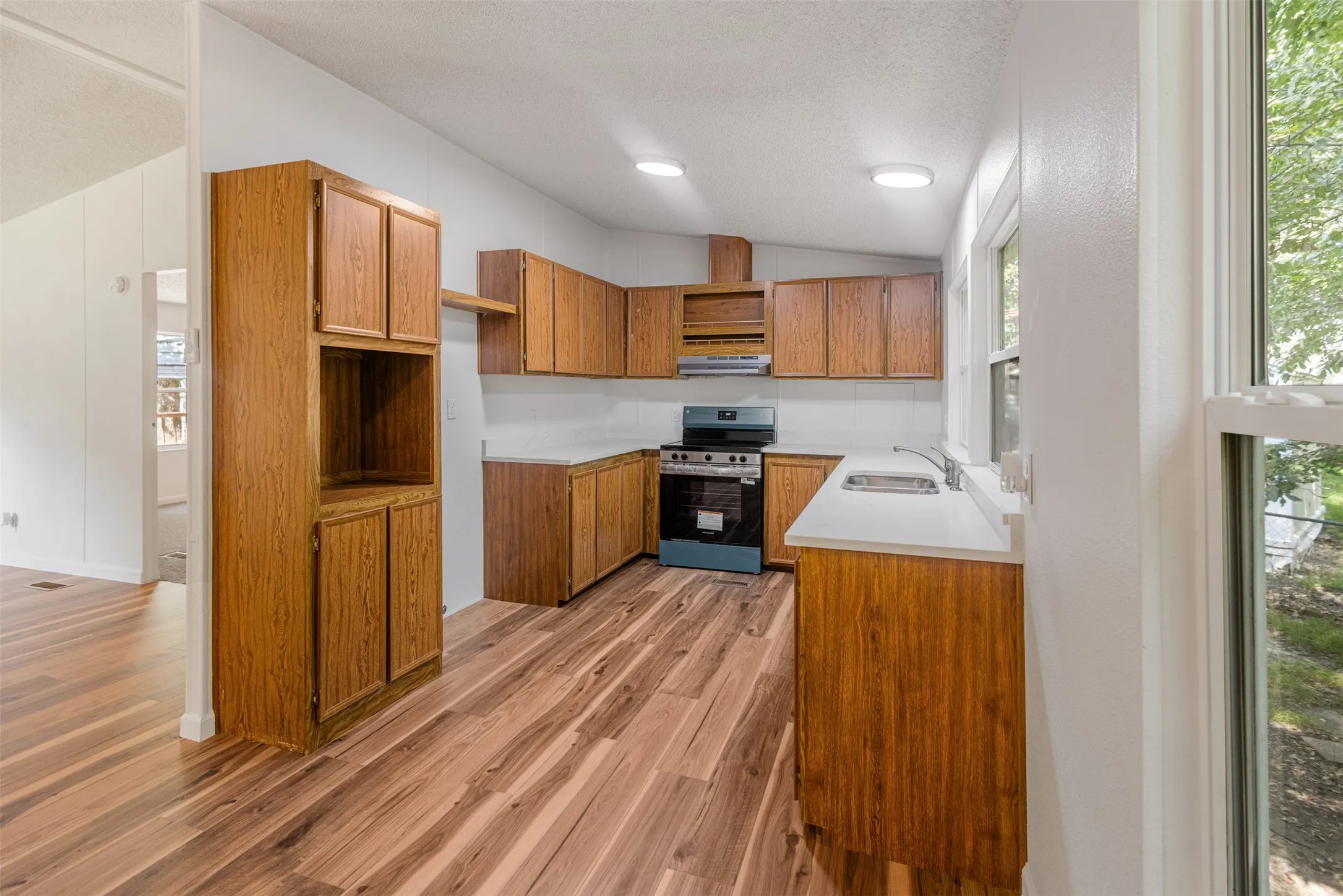Kitchen with new range