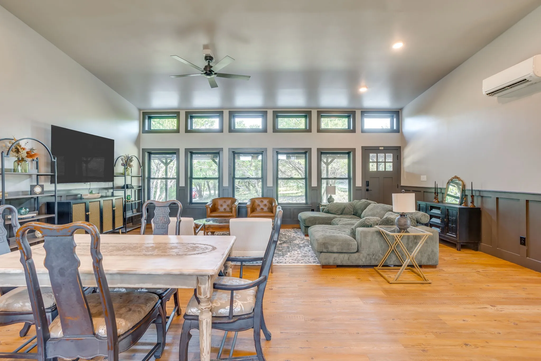 Single Family Residence For Sale in Johnson County , 8512 Hilltop Drive, Cleburne, Texas 76033, 3 Bedroom, 2 Bathroom, Garage spaces, 1,835 Sqft, built in 2024, mls#21347954, Real Estate Agent in Cleburne, Homes For Sale in Johnson county, Homes For Sale in Cleburne, Realtor in Cleburne Texas, Real Estate Brokerage Independent Realty Texas, Luminita Cordes Realtor