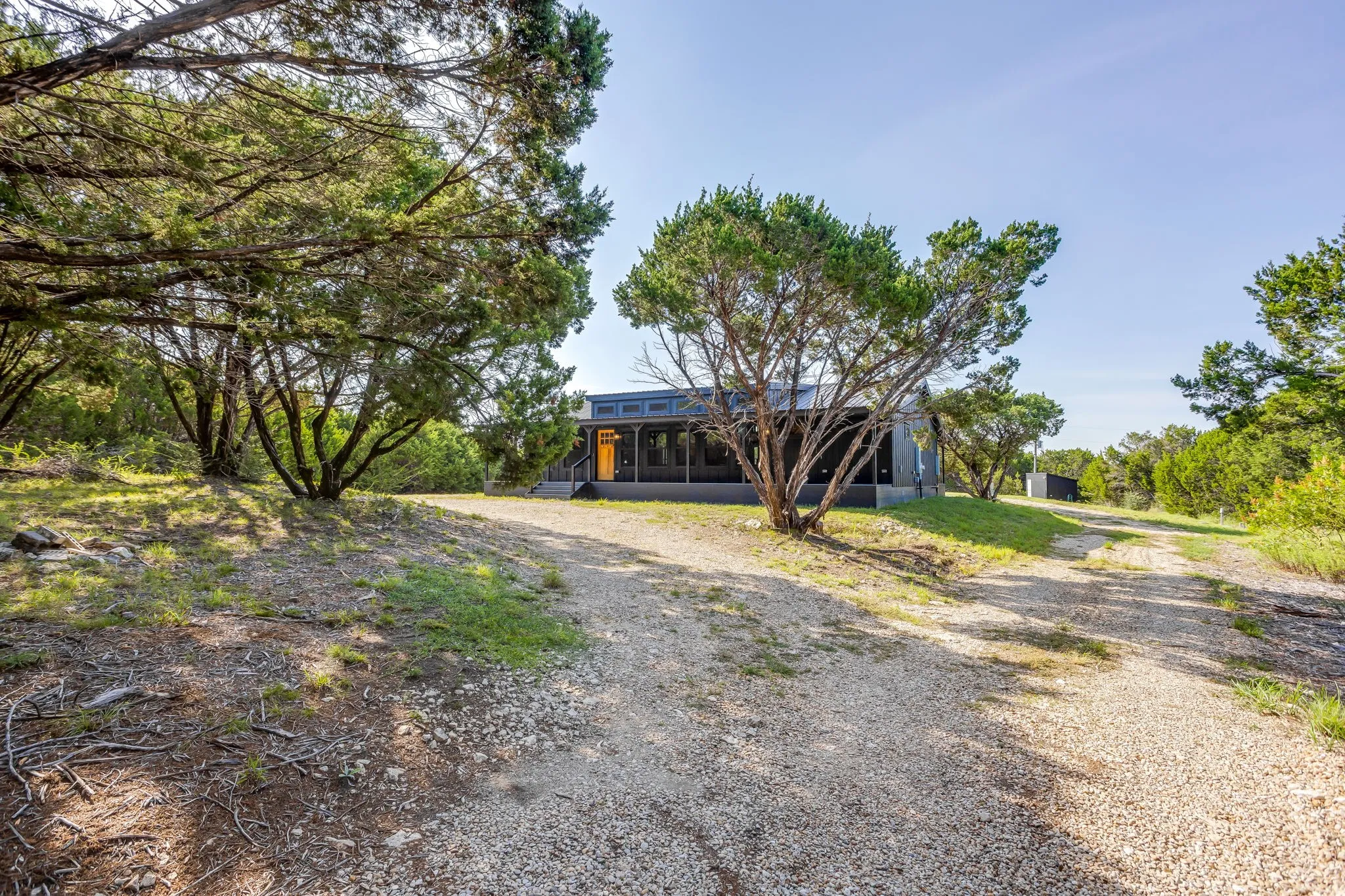 Single Family Residence For Sale in Johnson County , 8512 Hilltop Drive, Cleburne, Texas 76033, 3 Bedroom, 2 Bathroom, Garage spaces, 1,835 Sqft, built in 2024, mls#21347954, Real Estate Agent in Cleburne, Homes For Sale in Johnson county, Homes For Sale in Cleburne, Realtor in Cleburne Texas, Real Estate Brokerage Independent Realty Texas, Luminita Cordes Realtor
