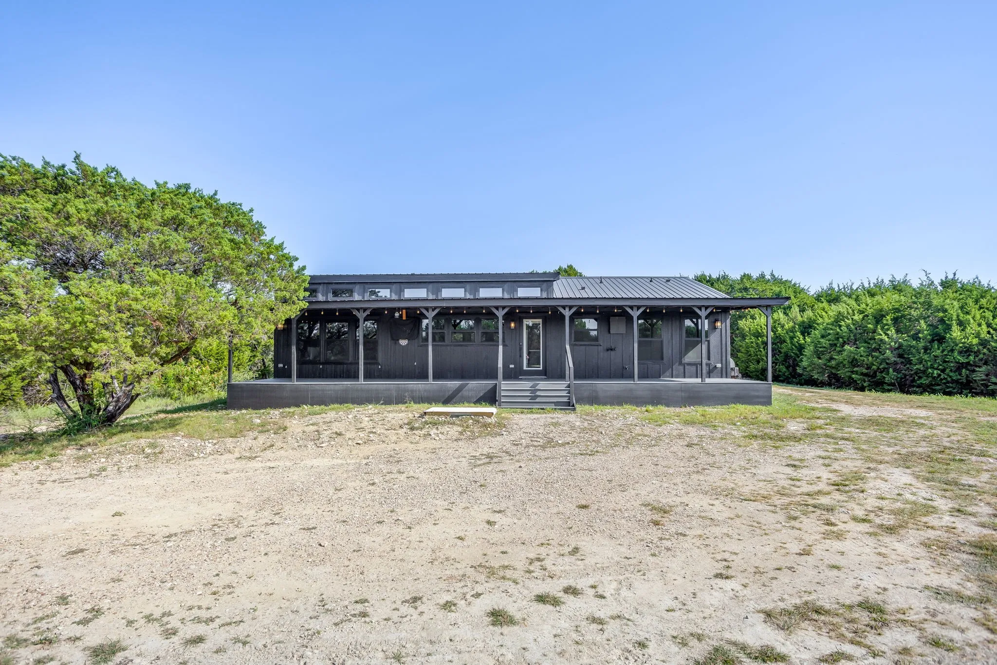 Single Family Residence For Sale in Johnson County , 8512 Hilltop Drive, Cleburne, Texas 76033, 3 Bedroom, 2 Bathroom, Garage spaces, 1,835 Sqft, built in 2024, mls#21347954, Real Estate Agent in Cleburne, Homes For Sale in Johnson county, Homes For Sale in Cleburne, Realtor in Cleburne Texas, Real Estate Brokerage Independent Realty Texas, Luminita Cordes Realtor