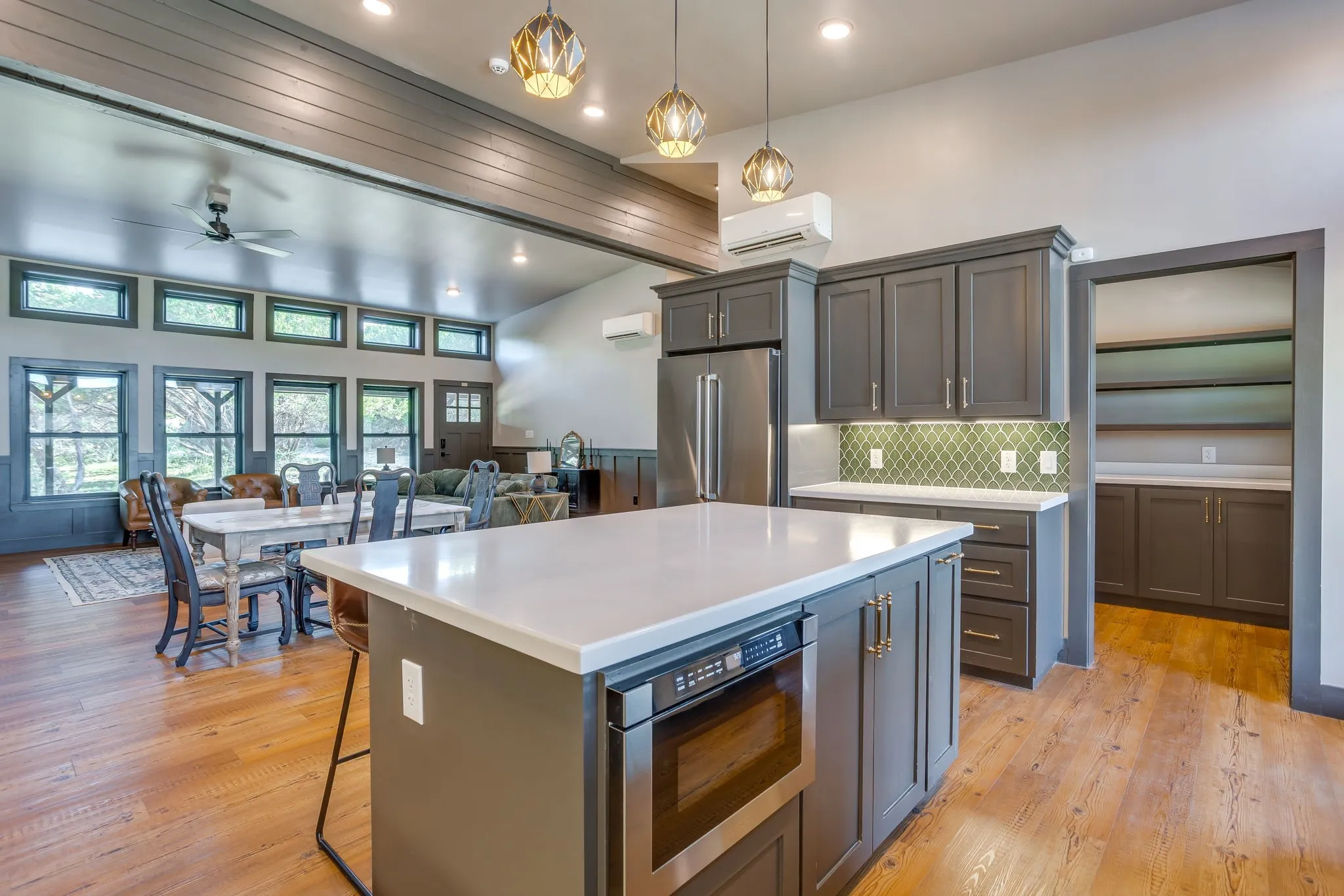 Single Family Residence For Sale in Johnson County , 8512 Hilltop Drive, Cleburne, Texas 76033, 3 Bedroom, 2 Bathroom, Garage spaces, 1,835 Sqft, built in 2024, mls#21347954, Real Estate Agent in Cleburne, Homes For Sale in Johnson county, Homes For Sale in Cleburne, Realtor in Cleburne Texas, Real Estate Brokerage Independent Realty Texas, Luminita Cordes Realtor