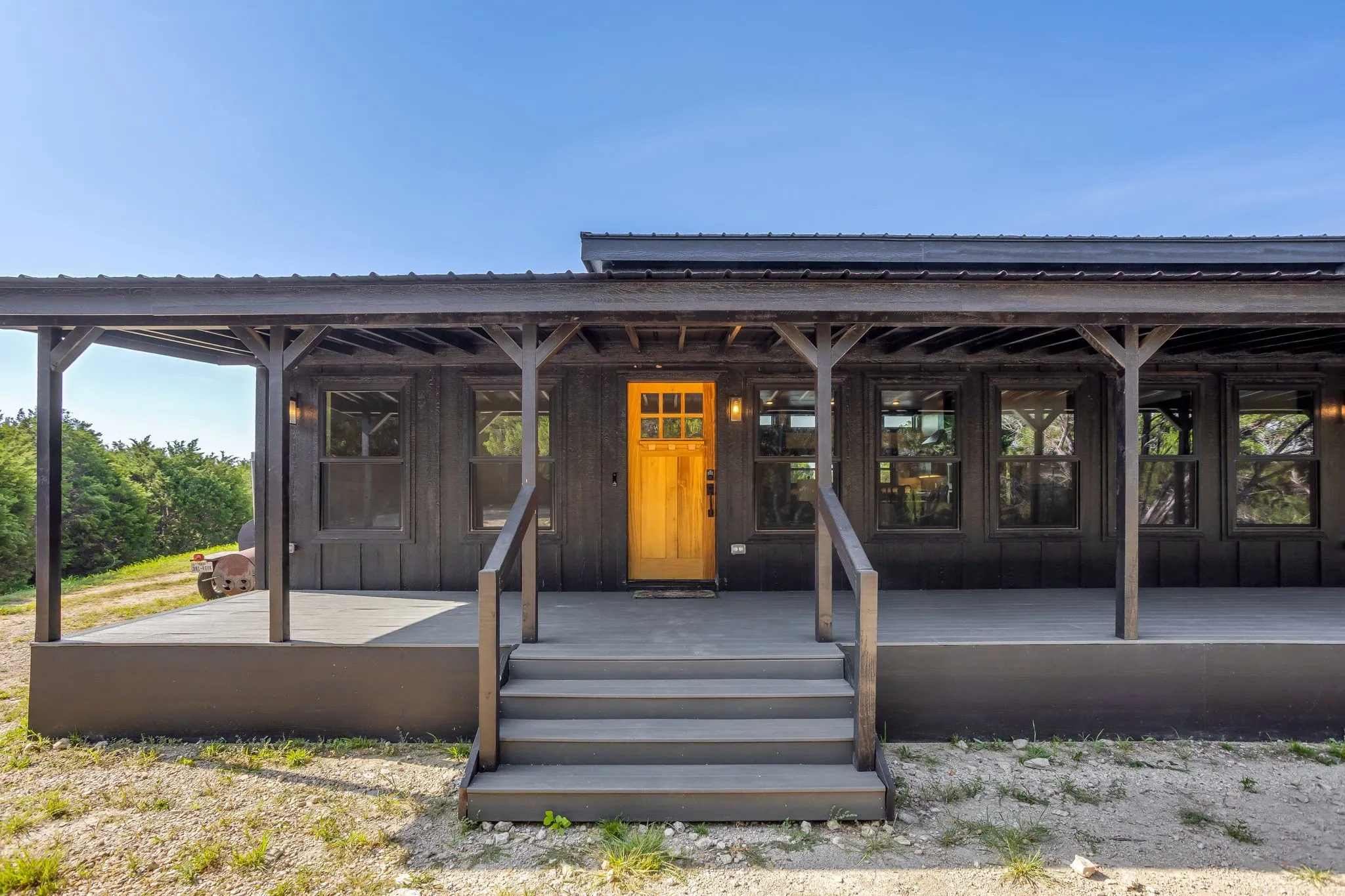 Single Family Residence For Sale in Johnson County , 8512 Hilltop Drive, Cleburne, Texas 76033, 3 Bedroom, 2 Bathroom, Garage spaces, 1,835 Sqft, built in 2024, mls#21347954, Real Estate Agent in Cleburne, Homes For Sale in Johnson county, Homes For Sale in Cleburne, Realtor in Cleburne Texas, Real Estate Brokerage Independent Realty Texas, Luminita Cordes Realtor