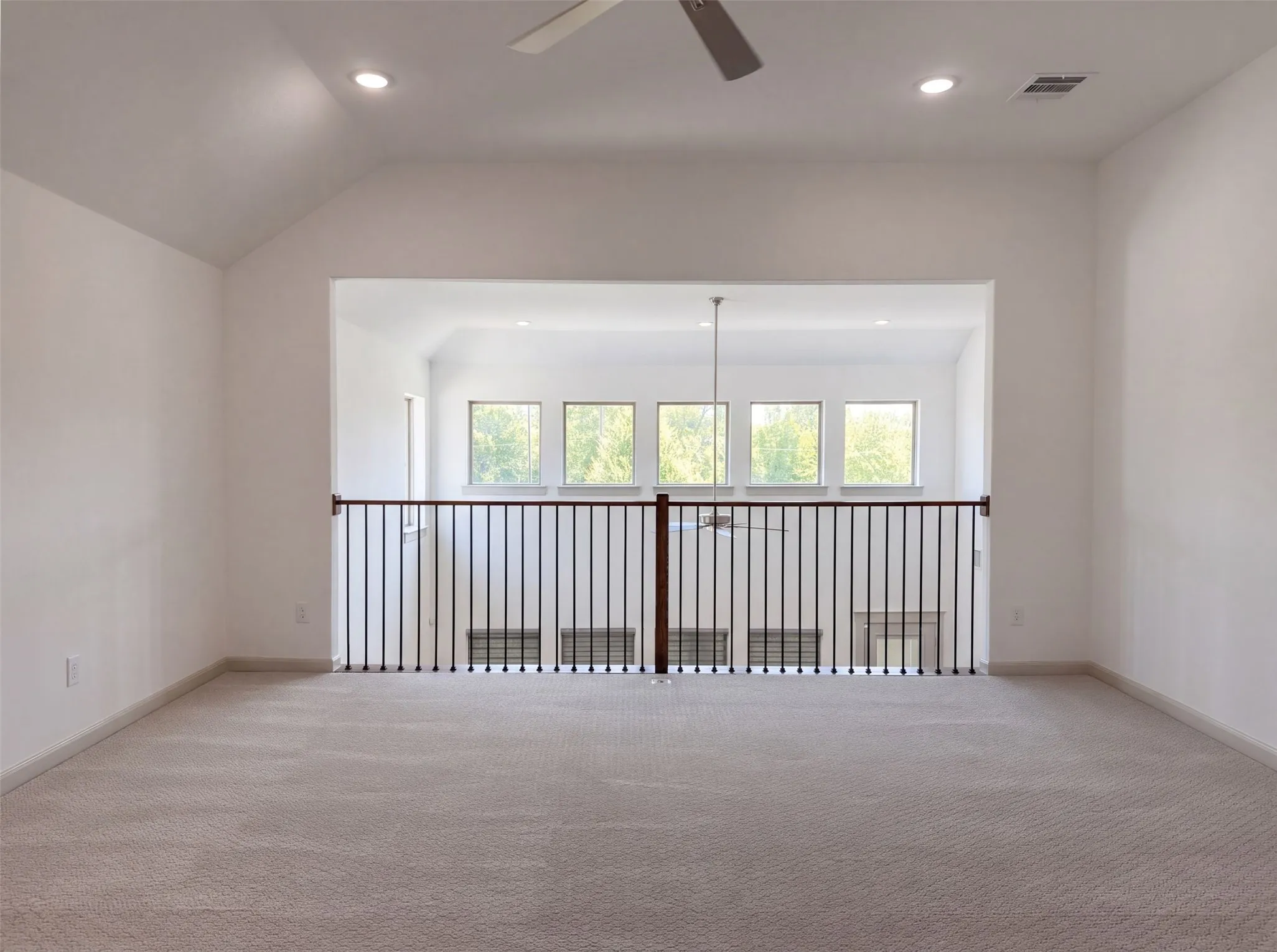 Single Family Residence For Sale in Collin County , 9694 Brackenfield Lane, Frisco, Texas 75035, 4 Bedroom, 5 Bathroom, 3 Garage spaces, 3,290 Sqft, built in 2021, mls#21350226, Real Estate Agent in Frisco, Homes For Sale in Collin county, Homes For Sale in Frisco, Realtor in Frisco Texas, Real Estate Brokerage Independent Realty Texas, Luminita Cordes Realtor