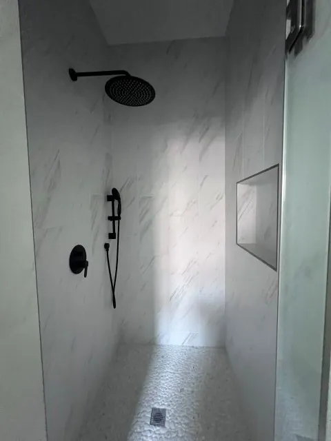 Single Family Residence For Sale in Dallas County , 710 S Glasgow Drive, Dallas, Texas 75223, 3 Bedroom, 3 Bathroom, 2 Garage spaces, 1,664 Sqft, built in 1916, mls#21350219, Real Estate Agent in Dallas, Homes For Sale in Dallas county, Homes For Sale in Dallas, Realtor in Dallas Texas, Real Estate Brokerage Independent Realty Texas, Luminita Cordes Realtor