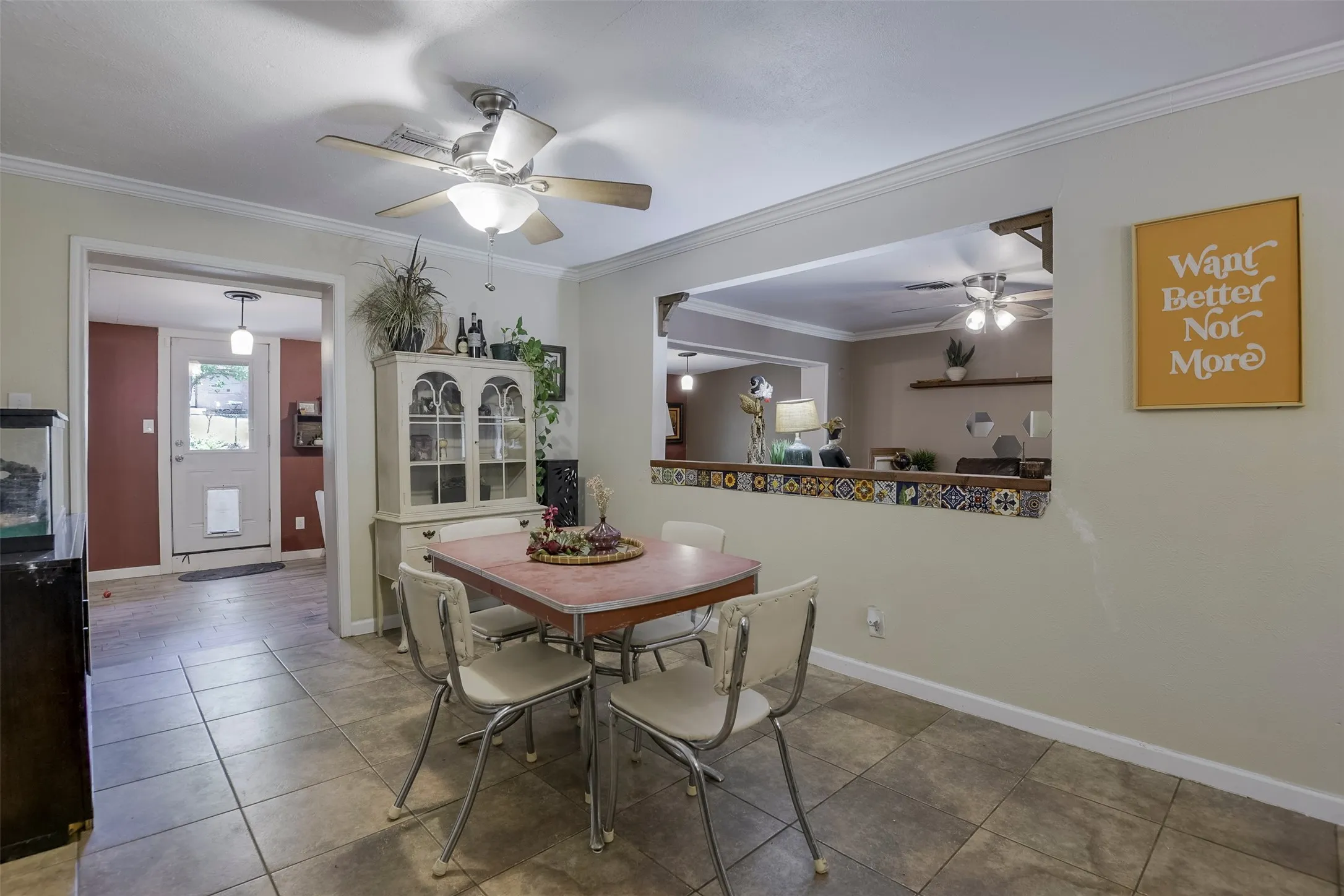 Single Family Residence For Sale in Tarrant County , 7028 Willis Avenue, Fort Worth, Texas 76116, 3 Bedroom, 2 Bathroom, 2 Garage spaces, 1,737 Sqft, built in 1955, mls#21342952, Real Estate Agent in Fort Worth, Homes For Sale in Tarrant county, Homes For Sale in Fort Worth, Realtor in Fort Worth Texas, Real Estate Brokerage Independent Realty Texas, Luminita Cordes Realtor