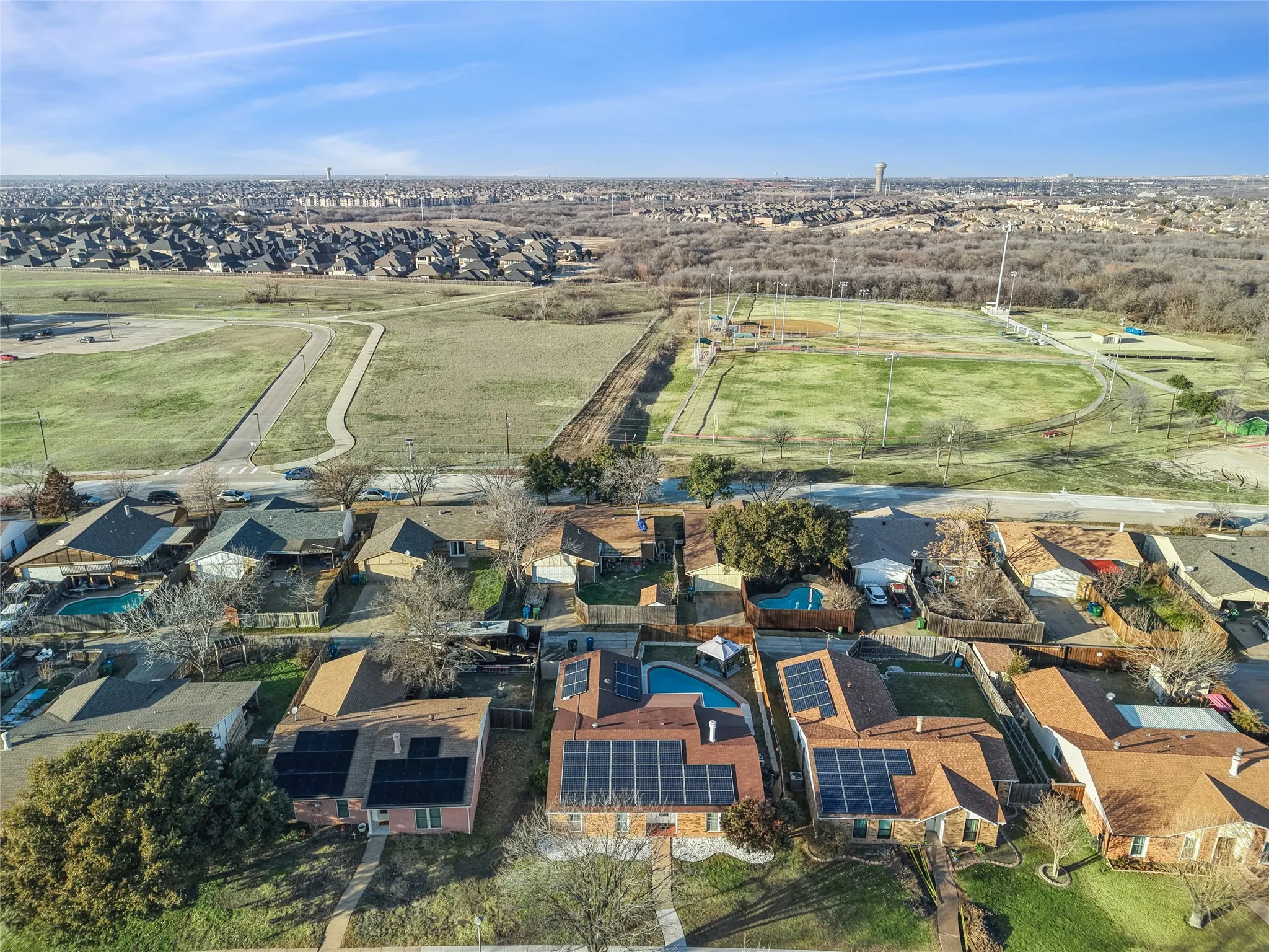 Single Family Residence For Rent in Denton County , 5632 Terry Street, The Colony, Texas 75056, 3 Bedrooms, 2 Bathrooms, 2 Garage spaces, 1,702 Sqft, built in 1983, Price $5,000, mls#21350215, Real Estate Agent in The Colony, Homes For Rent in Denton county, Homes For Rent in The Colony, Realtor in The Colony Texas, Real Estate Brokerage Independent Realty Texas, Luminita Cordes Realtor