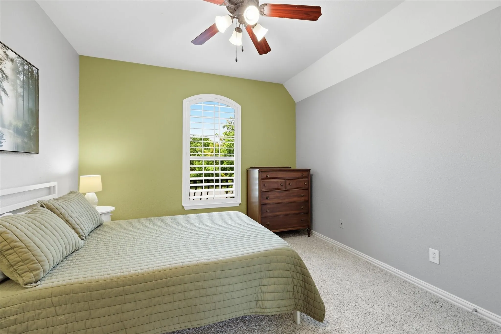 Single Family Residence For Sale in Tarrant County , 421 Copperfield Street, Southlake, Texas 76092, 4 Bedroom, 5 Bathroom, 3 Garage spaces, 4,323 Sqft, built in 2005, mls#21348988, Real Estate Agent in Southlake, Homes For Sale in Tarrant county, Homes For Sale in Southlake, Realtor in Southlake Texas, Real Estate Brokerage Independent Realty Texas, Luminita Cordes Realtor