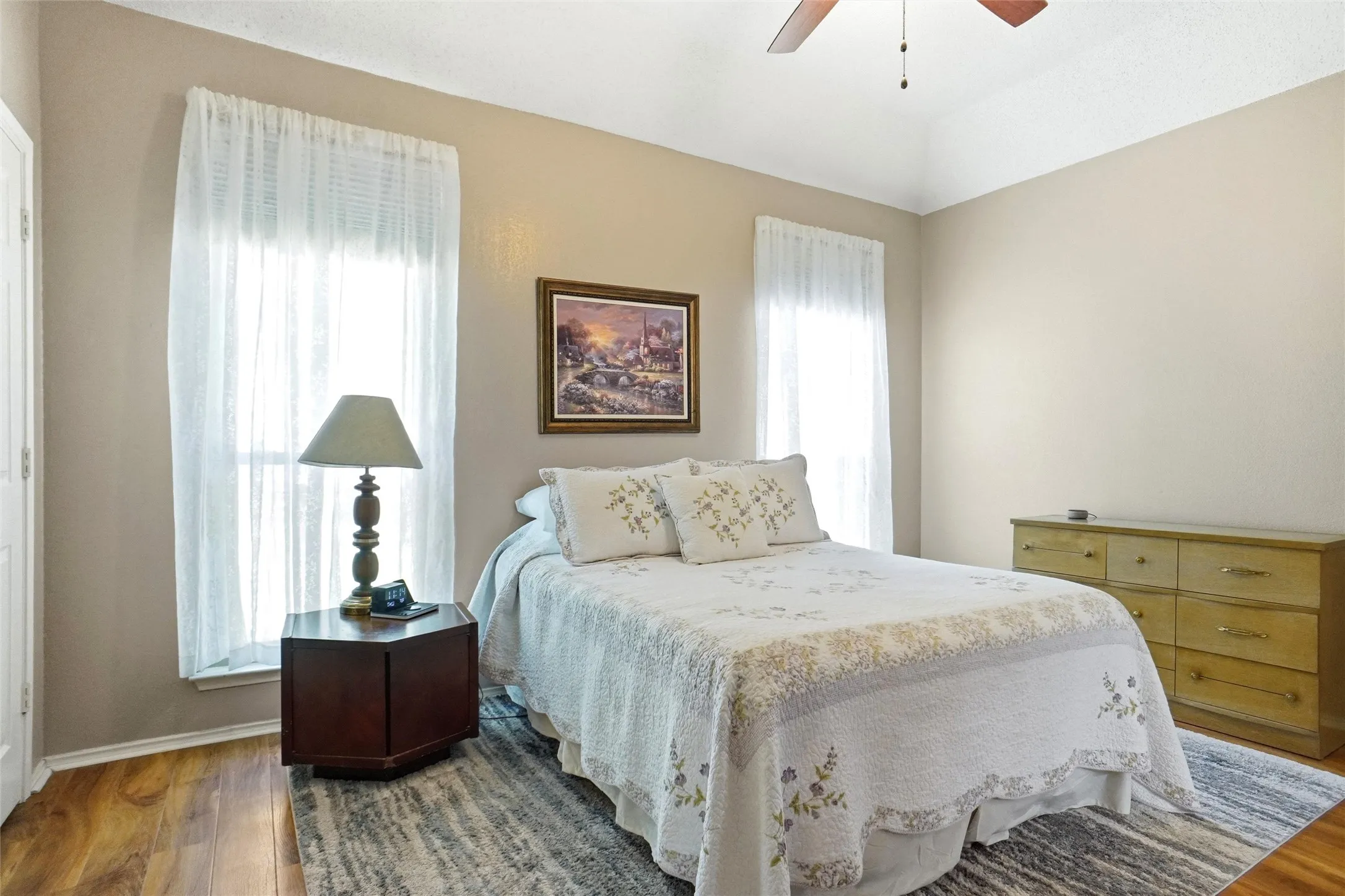 Single Family Residence For Sale in Tarrant County , 6951 Chaco Trail, Fort Worth, Texas 76137, 4 Bedroom, 2 Bathroom, 2 Garage spaces, 1,298 Sqft, built in 1998, mls#21350288, Real Estate Agent in Fort Worth, Homes For Sale in Tarrant county, Homes For Sale in Fort Worth, Realtor in Fort Worth Texas, Real Estate Brokerage Independent Realty Texas, Luminita Cordes Realtor