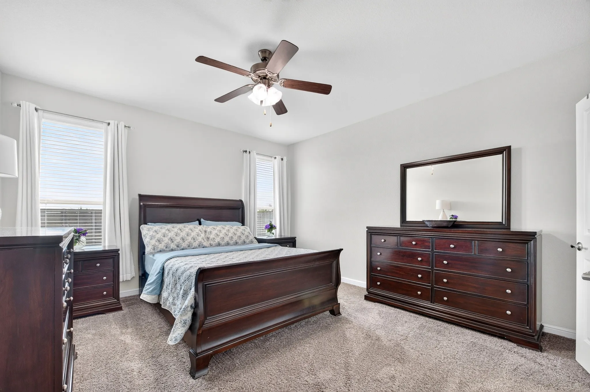 Single Family Residence For Sale in Denton County , 1328 Canary Lane, Argyle, Texas 76226, 3 Bedroom, 2 Bathroom, 2 Garage spaces, 2,040 Sqft, built in 2018, mls#21348442, Real Estate Agent in Argyle, Homes For Sale in Denton county, Homes For Sale in Argyle, Realtor in Argyle Texas, Real Estate Brokerage Independent Realty Texas, Luminita Cordes Realtor