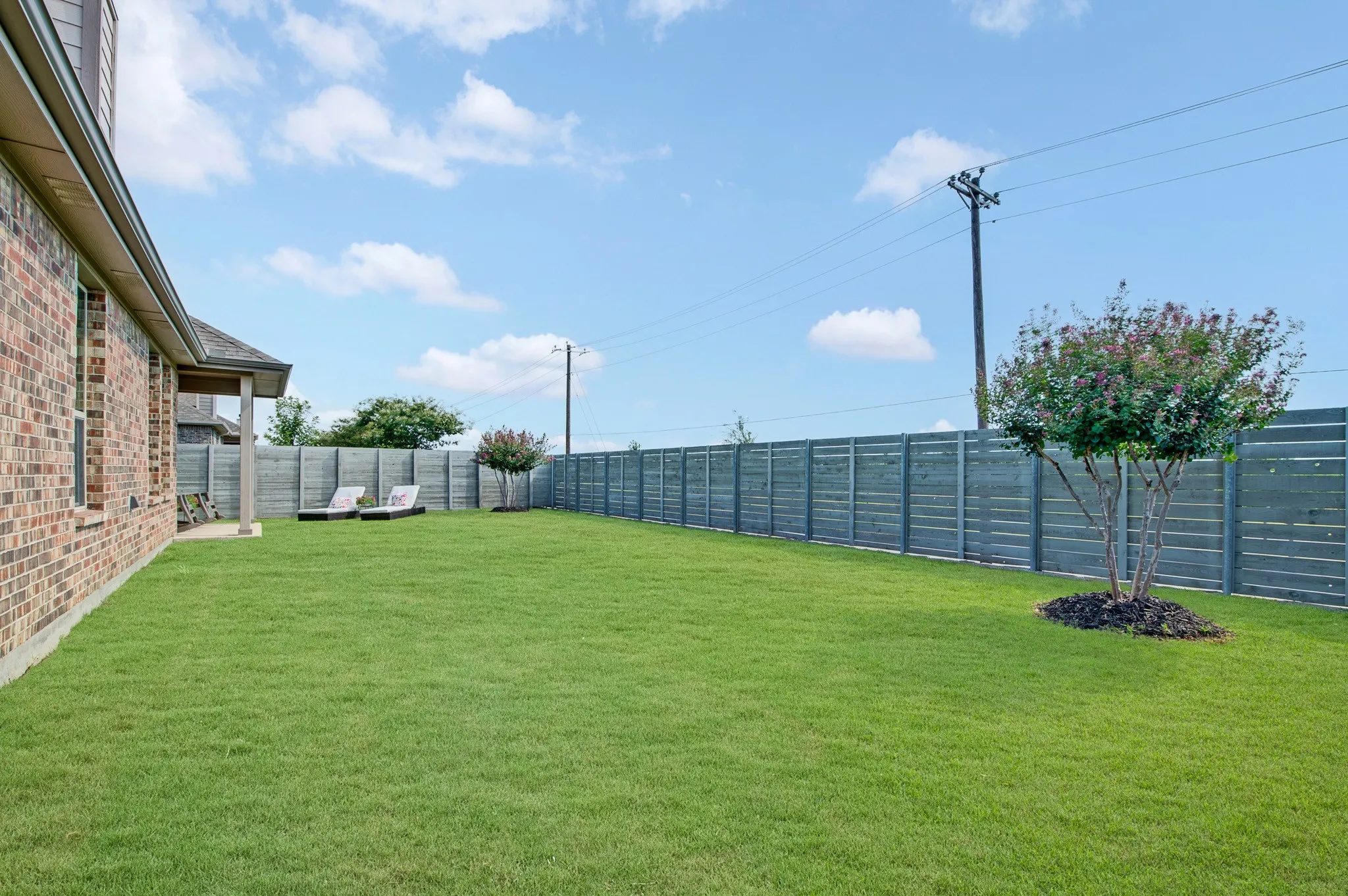 Single Family Residence For Sale in Denton County , 1328 Canary Lane, Argyle, Texas 76226, 3 Bedroom, 2 Bathroom, 2 Garage spaces, 2,040 Sqft, built in 2018, mls#21348442, Real Estate Agent in Argyle, Homes For Sale in Denton county, Homes For Sale in Argyle, Realtor in Argyle Texas, Real Estate Brokerage Independent Realty Texas, Luminita Cordes Realtor