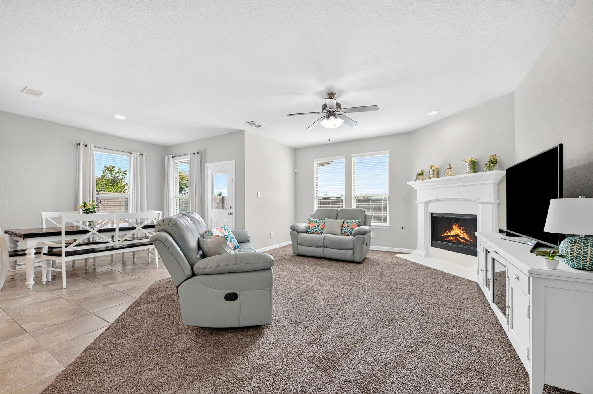 Single Family Residence For Sale in Denton County , 1328 Canary Lane, Argyle, Texas 76226, 3 Bedroom, 2 Bathroom, 2 Garage spaces, 2,040 Sqft, built in 2018, mls#21348442, Real Estate Agent in Argyle, Homes For Sale in Denton county, Homes For Sale in Argyle, Realtor in Argyle Texas, Real Estate Brokerage Independent Realty Texas, Luminita Cordes Realtor