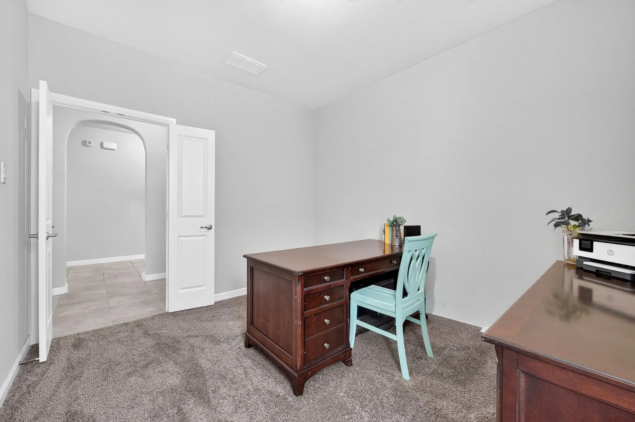 Single Family Residence For Sale in Denton County , 1328 Canary Lane, Argyle, Texas 76226, 3 Bedroom, 2 Bathroom, 2 Garage spaces, 2,040 Sqft, built in 2018, mls#21348442, Real Estate Agent in Argyle, Homes For Sale in Denton county, Homes For Sale in Argyle, Realtor in Argyle Texas, Real Estate Brokerage Independent Realty Texas, Luminita Cordes Realtor