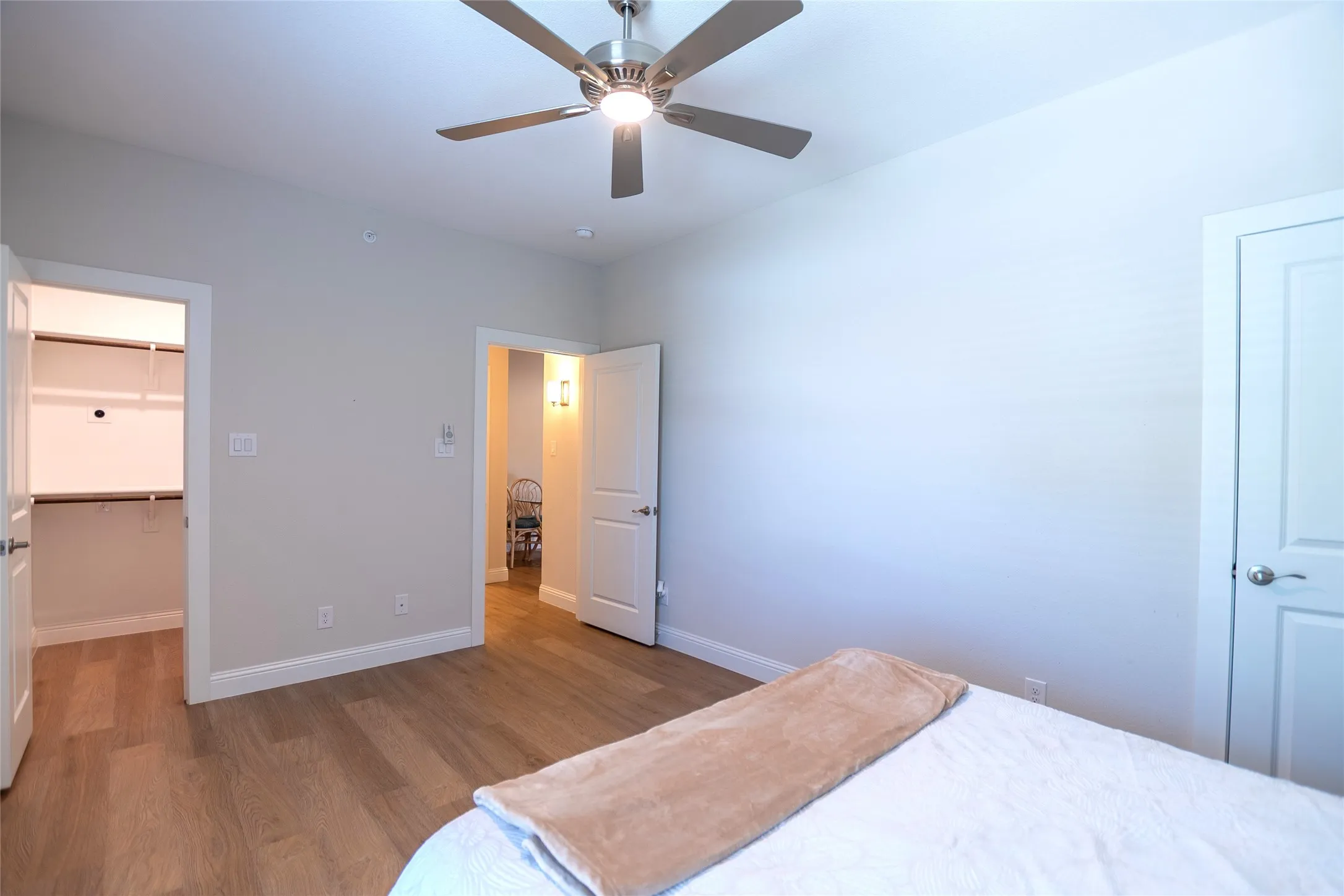 Condominium For Sale in Dallas County , 10660 Park Village Place Unit C, Dallas, Texas 75230, 1 Bedroom, 1 Bathroom, Garage spaces, 678 Sqft, built in 2021, mls#21344128, Real Estate Agent in Dallas, Homes For Sale in Dallas county, Homes For Sale in Dallas, Realtor in Dallas Texas, Real Estate Brokerage Independent Realty Texas, Luminita Cordes Realtor