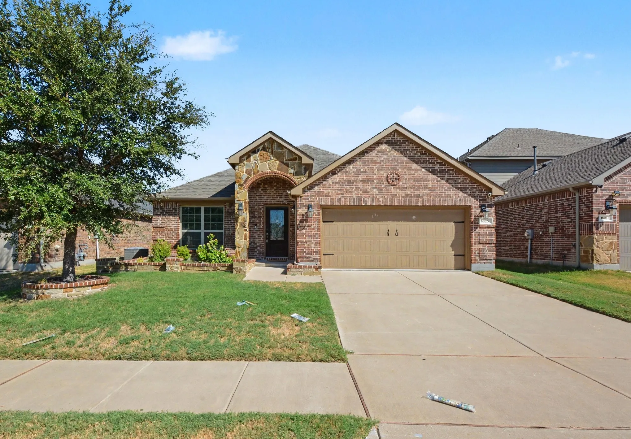 Single Family Residence For Rent in Collin County , 10020 Levelland Place, Mc Kinney, Texas 75071, 3 Bedroom, 3 Bathroom, 2 Garage spaces, 2,022 Sqft, built in 2018, mls#21350307, Real Estate Agent in Mc Kinney, Homes For Rent in Collin county, Homes For Rent in Mc Kinney, Realtor in Mc Kinney Texas, Real Estate Brokerage Independent Realty Texas, Luminita Cordes Realtor