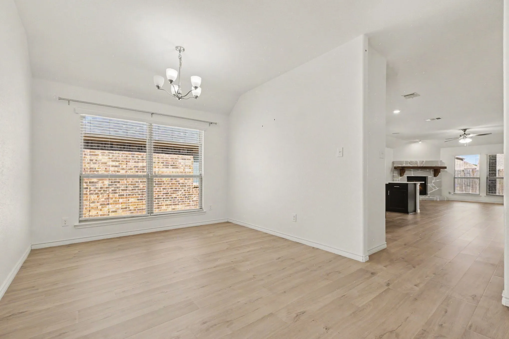 Single Family Residence For Rent in Collin County , 10020 Levelland Place, Mc Kinney, Texas 75071, 3 Bedroom, 3 Bathroom, 2 Garage spaces, 2,022 Sqft, built in 2018, mls#21350307, Real Estate Agent in Mc Kinney, Homes For Rent in Collin county, Homes For Rent in Mc Kinney, Realtor in Mc Kinney Texas, Real Estate Brokerage Independent Realty Texas, Luminita Cordes Realtor