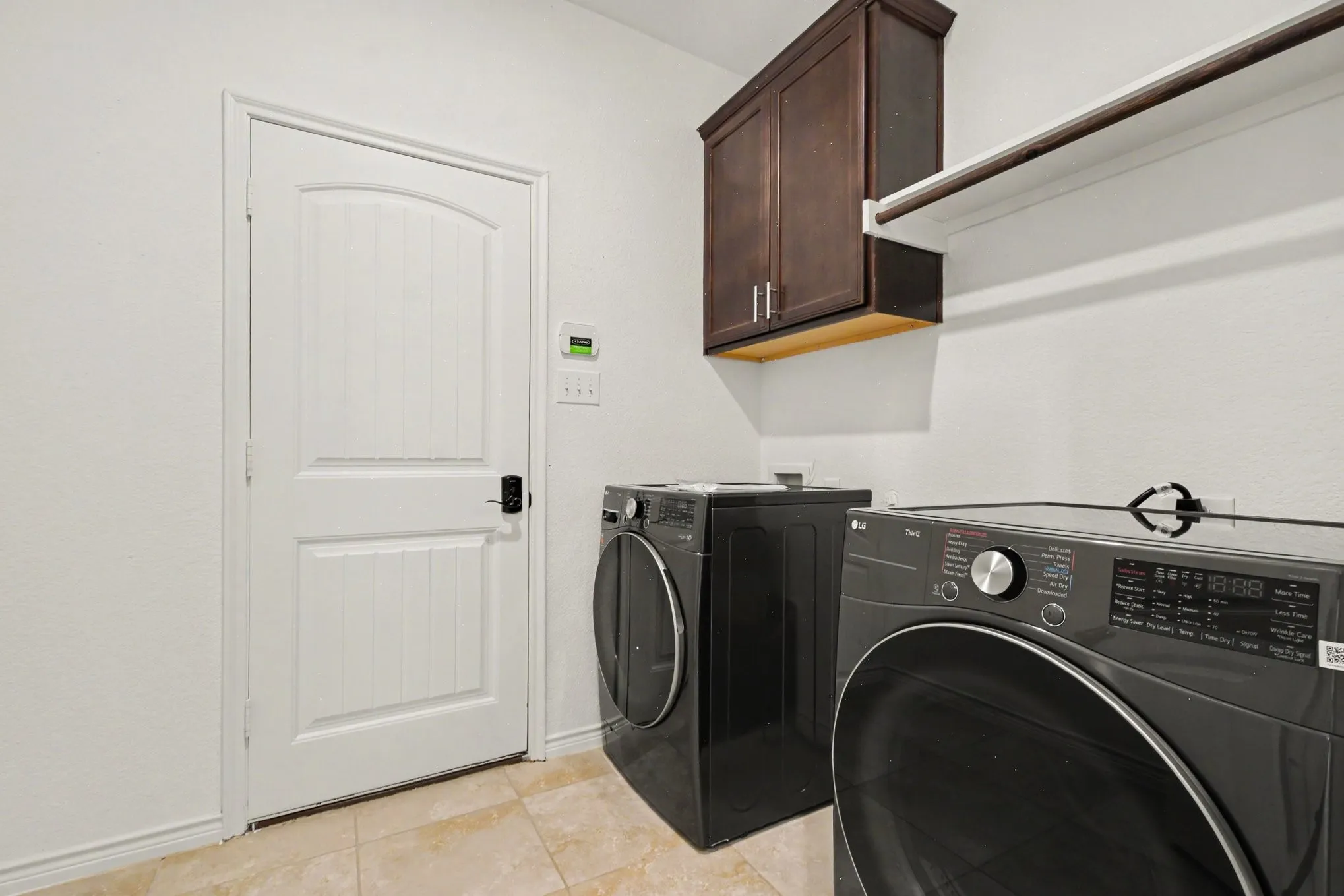 Single Family Residence For Rent in Collin County , 10020 Levelland Place, Mc Kinney, Texas 75071, 3 Bedroom, 3 Bathroom, 2 Garage spaces, 2,022 Sqft, built in 2018, mls#21350307, Real Estate Agent in Mc Kinney, Homes For Rent in Collin county, Homes For Rent in Mc Kinney, Realtor in Mc Kinney Texas, Real Estate Brokerage Independent Realty Texas, Luminita Cordes Realtor