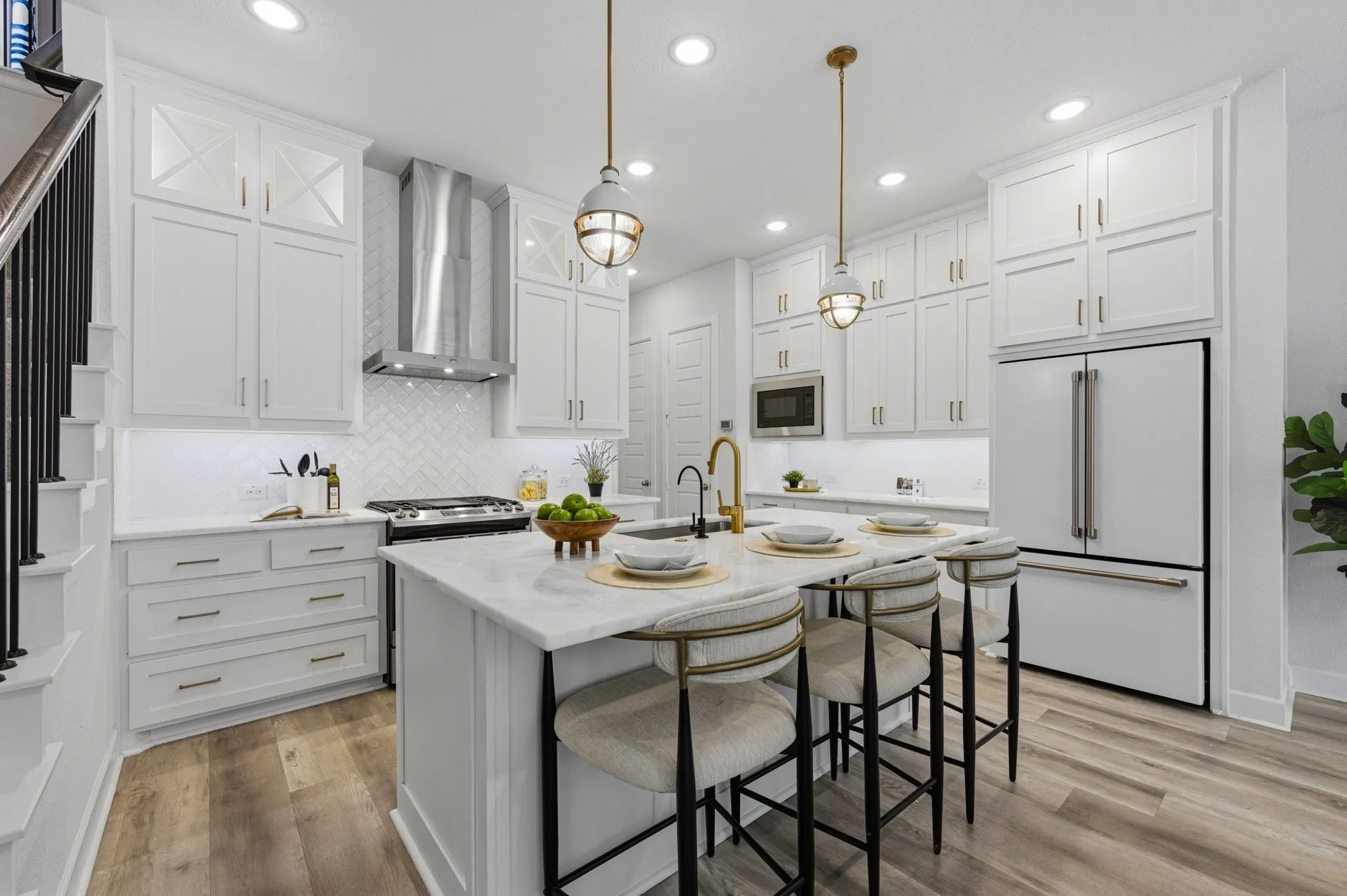 Single Family Residence For Sale in Dallas County , 5325 Autumnbrook Court, Dallas, Texas 75209, 3 Bedroom, 4 Bathroom, 2 Garage spaces, 2,598 Sqft, built in 2020, mls#21349491, Real Estate Agent in Dallas, Homes For Sale in Dallas county, Homes For Sale in Dallas, Realtor in Dallas Texas, Real Estate Brokerage Independent Realty Texas, Luminita Cordes Realtor