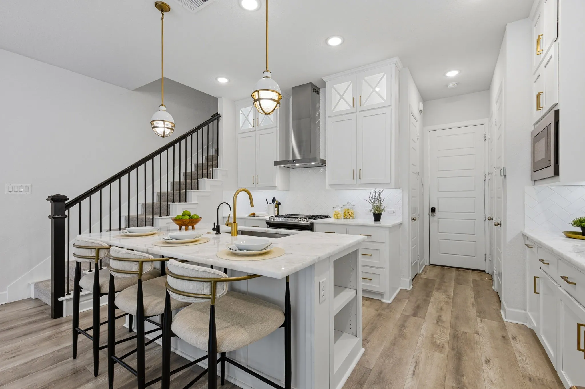 Single Family Residence For Sale in Dallas County , 5325 Autumnbrook Court, Dallas, Texas 75209, 3 Bedroom, 4 Bathroom, 2 Garage spaces, 2,598 Sqft, built in 2020, mls#21349491, Real Estate Agent in Dallas, Homes For Sale in Dallas county, Homes For Sale in Dallas, Realtor in Dallas Texas, Real Estate Brokerage Independent Realty Texas, Luminita Cordes Realtor